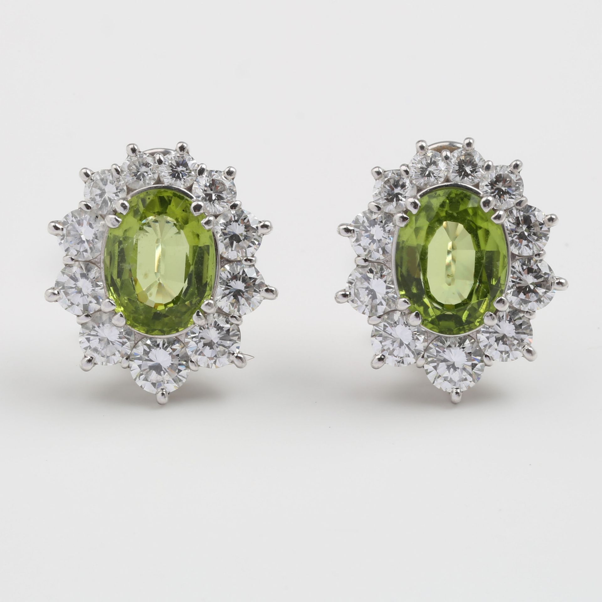 PERIDOT - DIAMOND - EARCLIPS