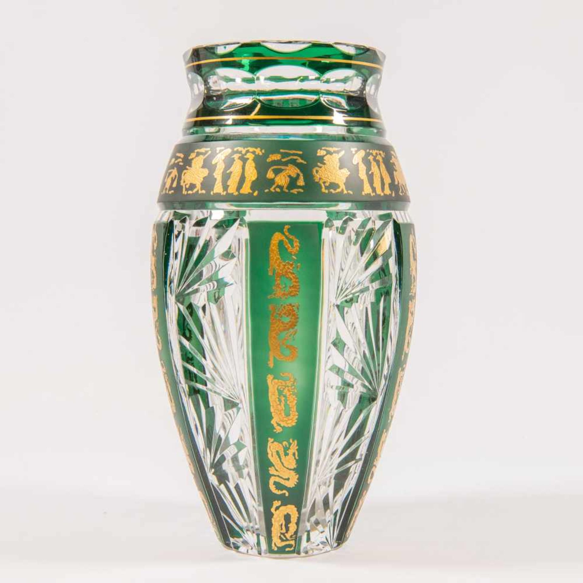 Large crystal vase with asian figurines, marked Val Saint Lambert Length: 0 cm , Width: 0 cm, Hight: - Image 8 of 8