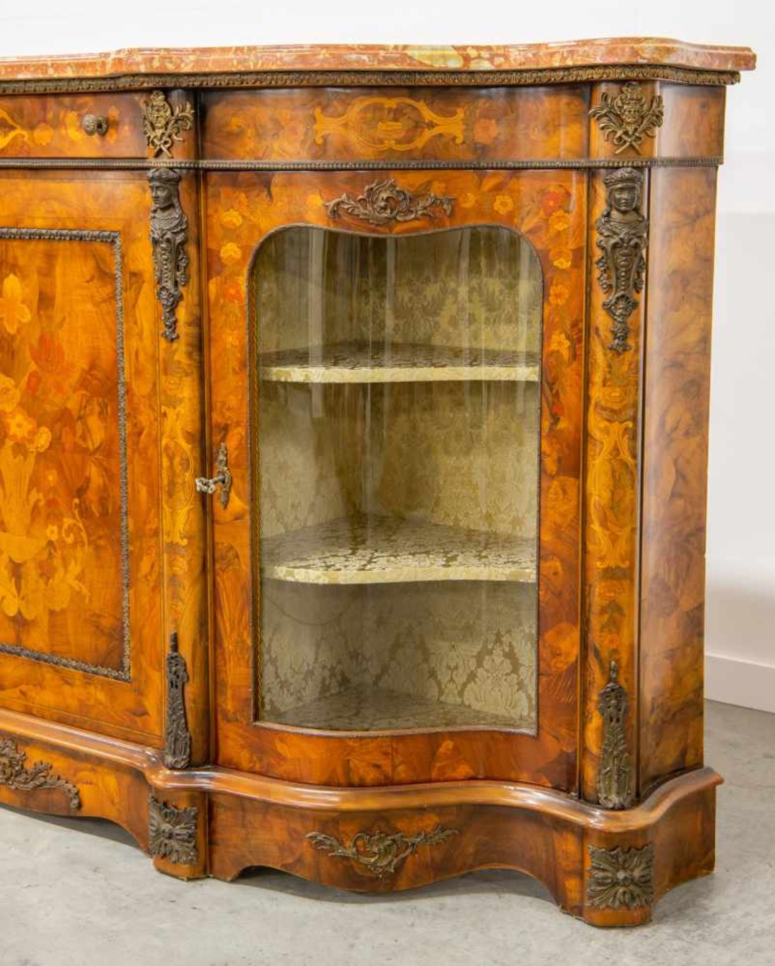 Sideboard with marquetry inlay, marble top and curved glass doors, 1950's Length: 193 cm , Width: 50 - Bild 5 aus 8