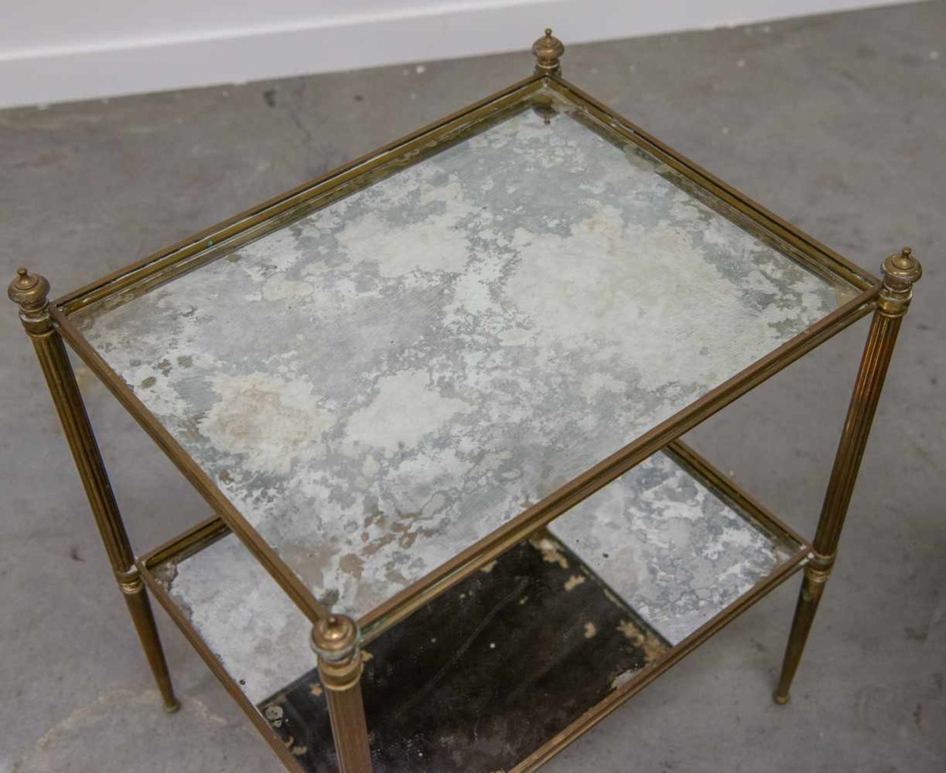 Pair side tables, mirrored glass and brass. 1960-1970. Length: 50 cm , Width: 40 cm, Hight: 57 cm, - Bild 5 aus 7