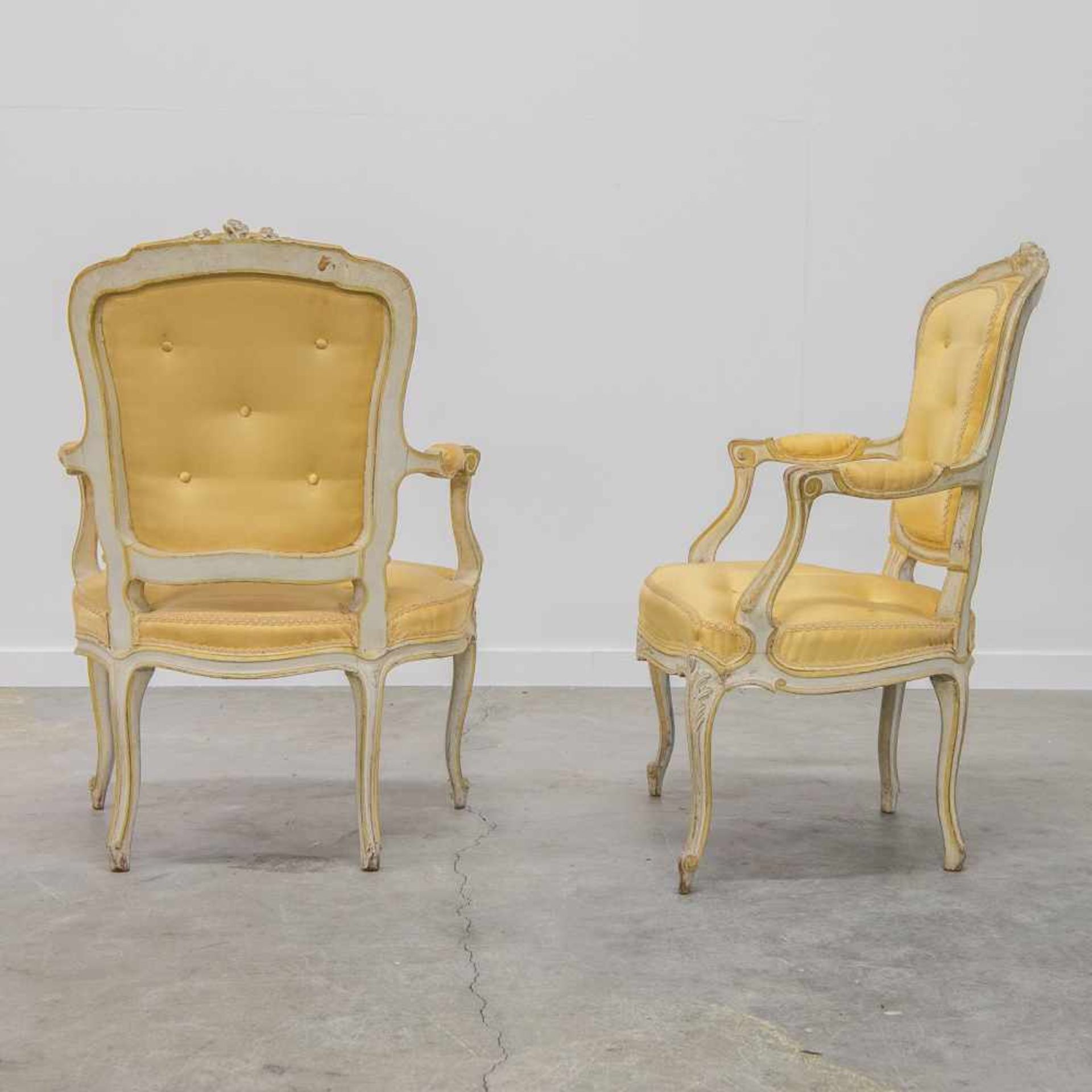 Pair of handsculpted armchairs, LXV style, 1900's. Length: 0 cm , Width: 0 cm, Hight: 0 cm, - Bild 4 aus 6