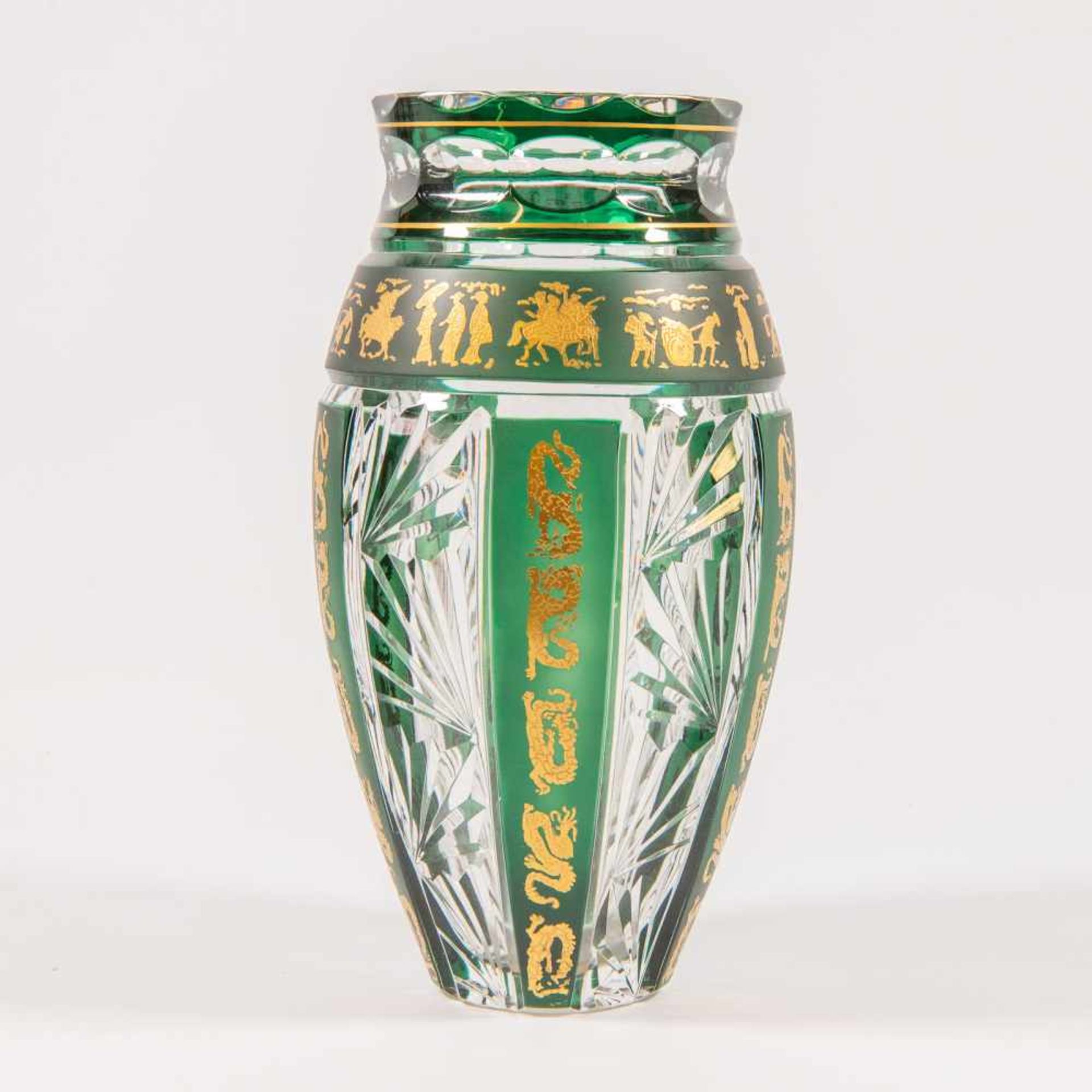 Large crystal vase with asian figurines, marked Val Saint Lambert Length: 0 cm , Width: 0 cm, Hight: - Image 2 of 8