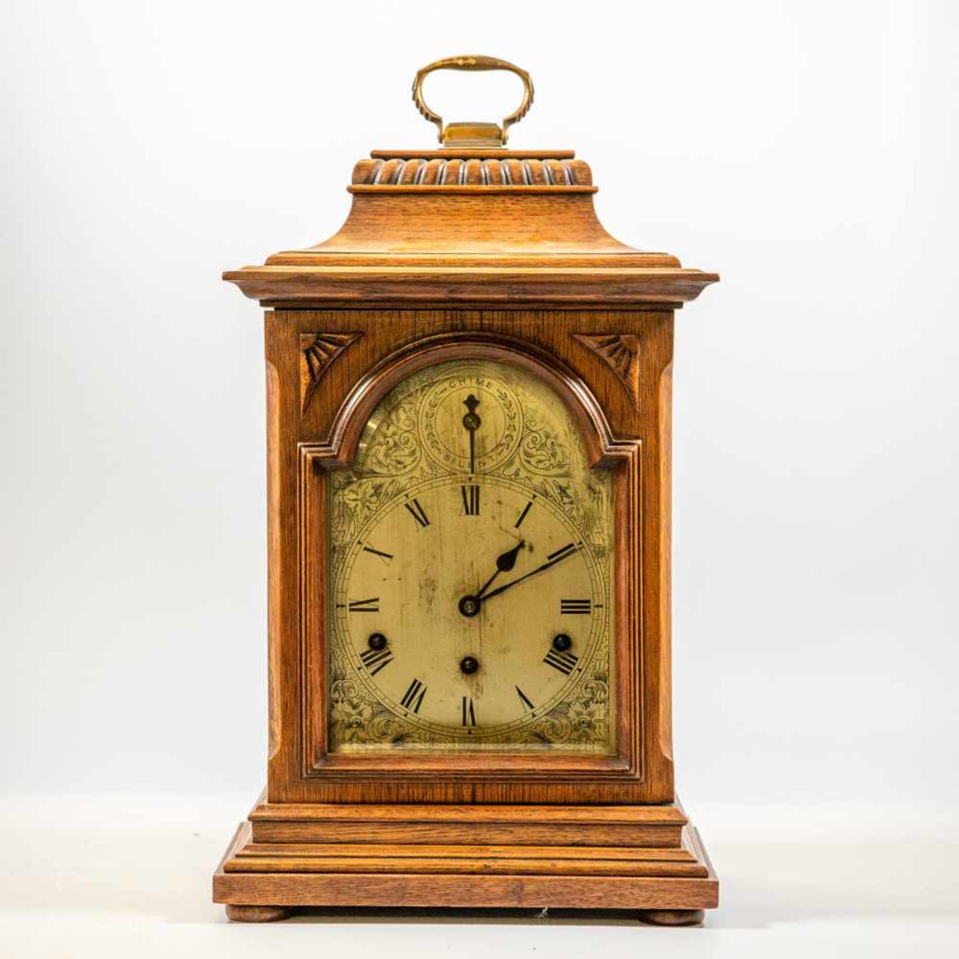 Table clock with westminster Chimes, made in Germany around 1900-1920. Length: 28 cm , Width: 19,5