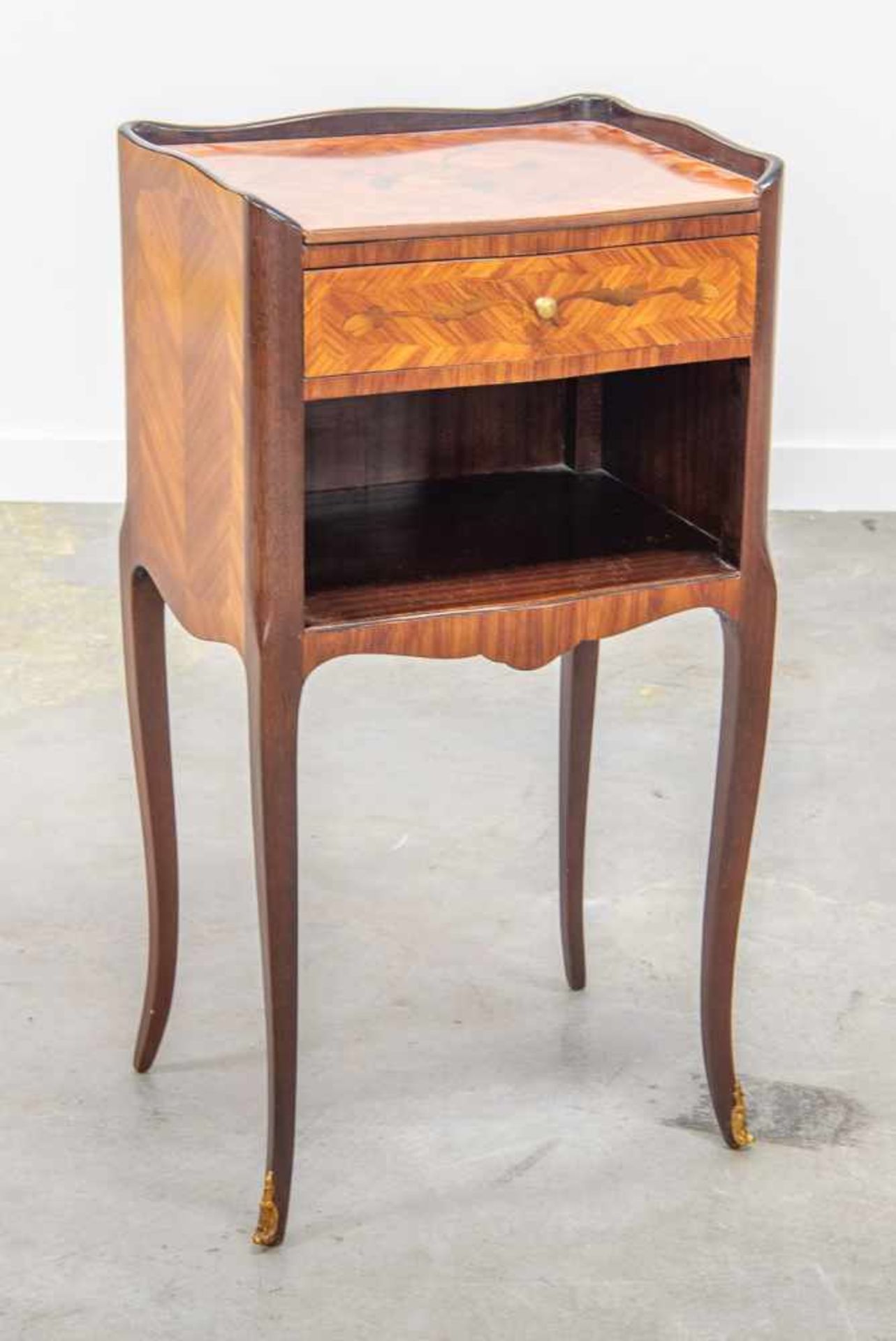 Marquetry inlay night stand with drawer. 1970 Length: 38 cm , Width: 30 cm, Hight: 72 cm, - Bild 3 aus 5