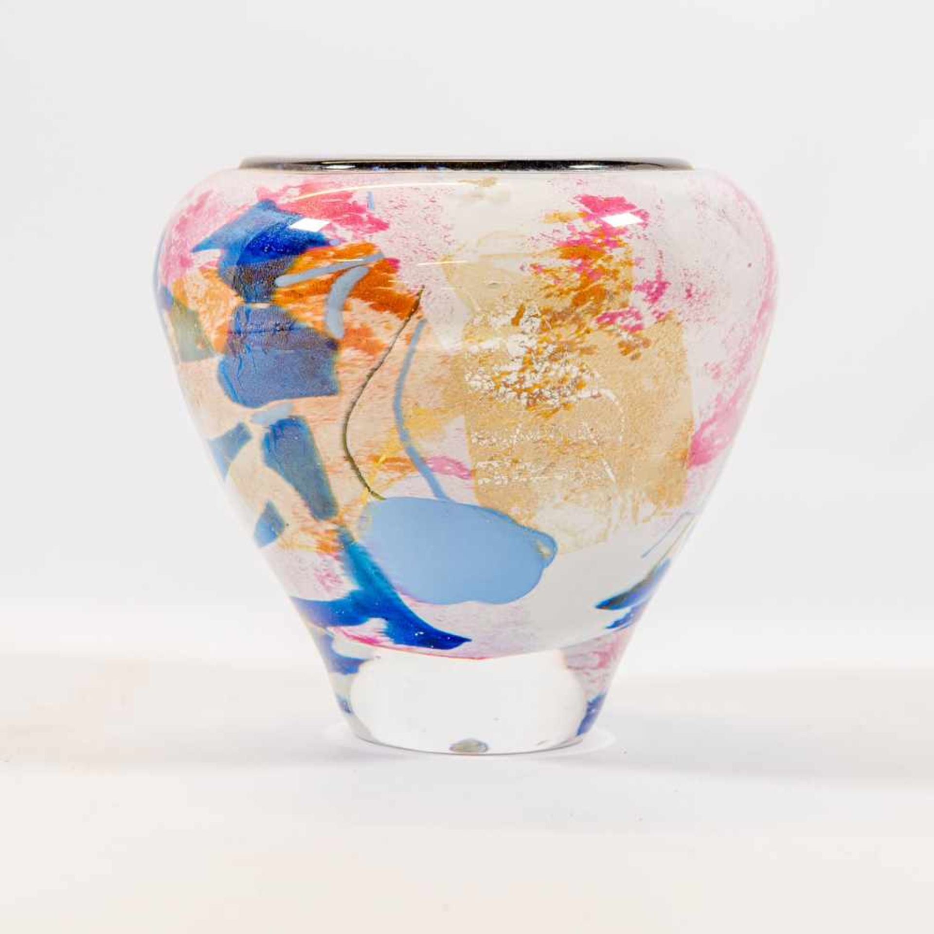 LoumaniGlass vase, Signed Loumani '88. Length: 0 cm , Width: 0 cm, Hight: 17,5 cm, Diameter: 19 cm
