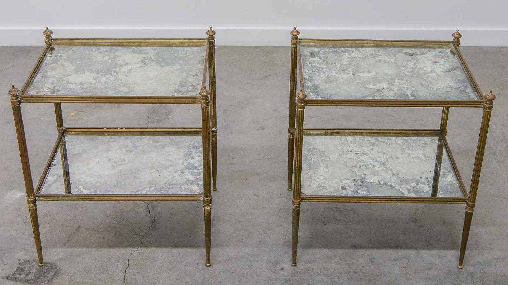 Pair side tables, mirrored glass and brass. 1960-1970. Length: 50 cm , Width: 40 cm, Hight: 57 cm, - Bild 2 aus 7