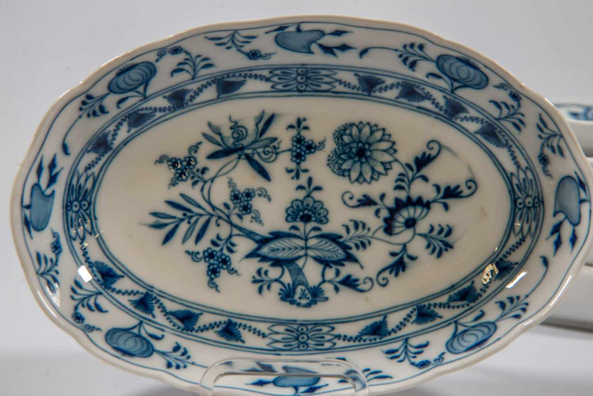 Assembled collection of 6 Meissen Porcelain Oval dish, marked with crossed swords, Meissen - Bild 4 aus 7