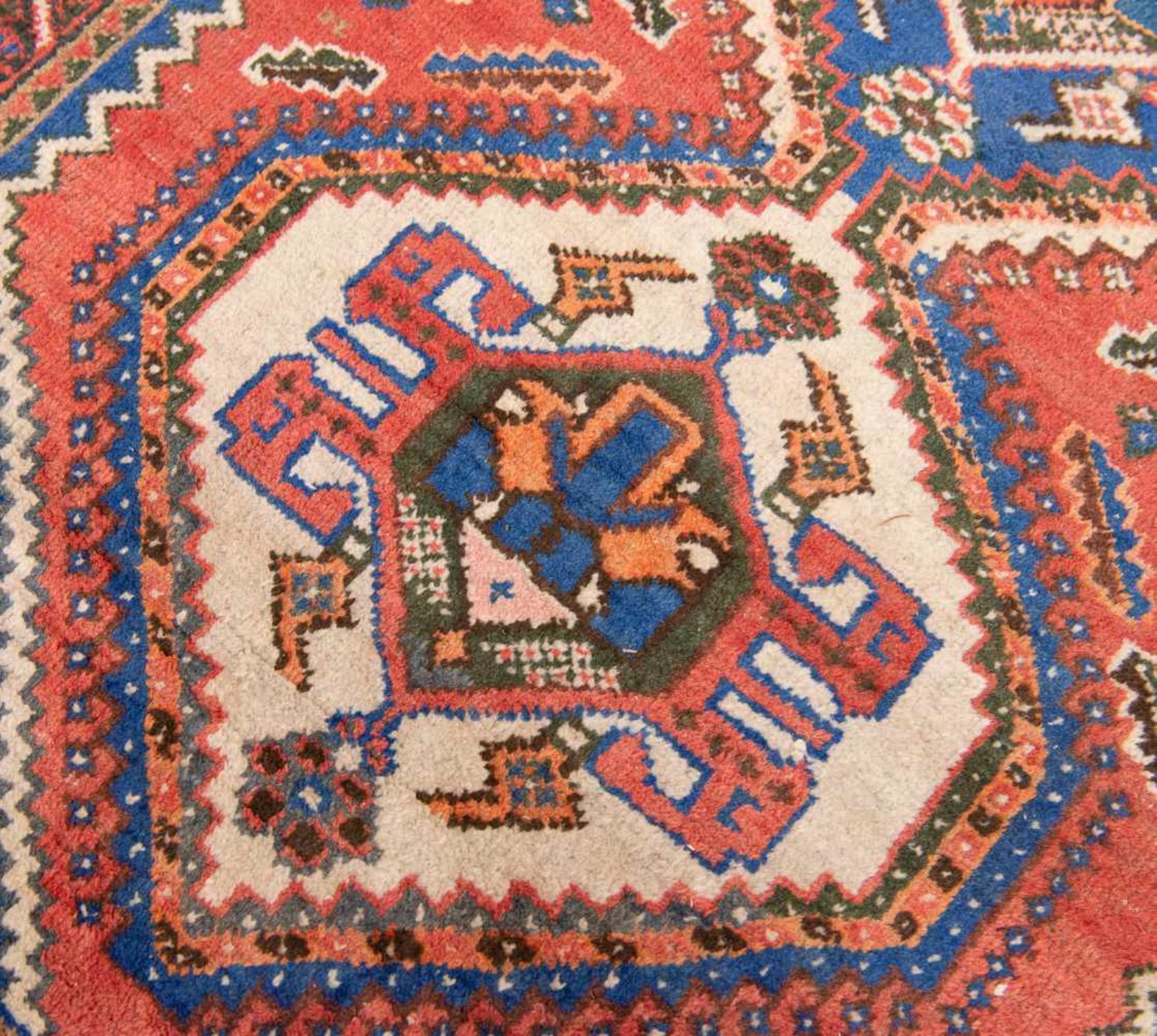 Hand-woven Carpet Length: 144 cm , Width: 200 cm, Hight: 0 cm, Diameter: 0 cm - Bild 3 aus 3