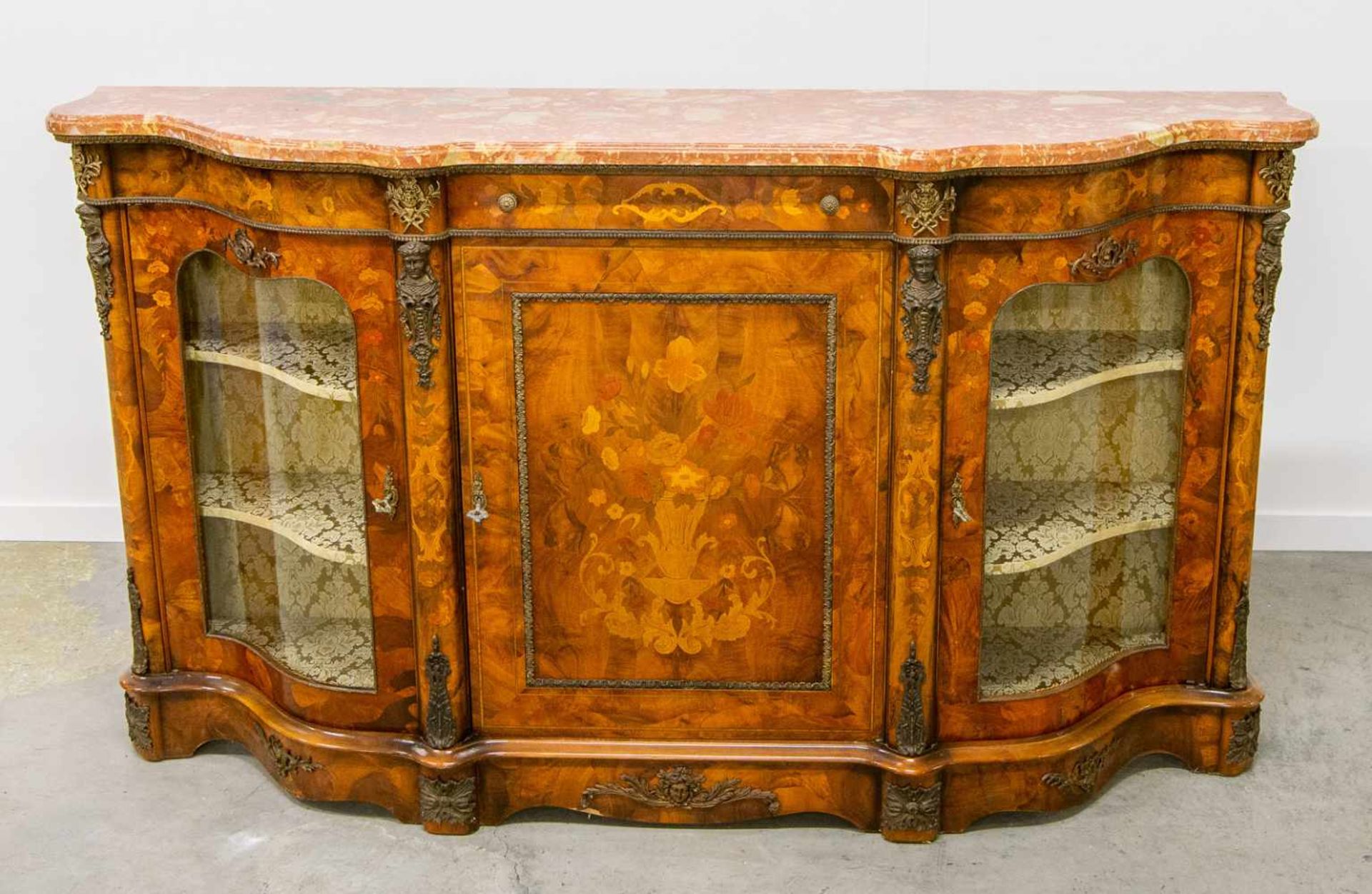 Sideboard with marquetry inlay, marble top and curved glass doors, 1950's Length: 193 cm , Width: 50 - Bild 7 aus 8