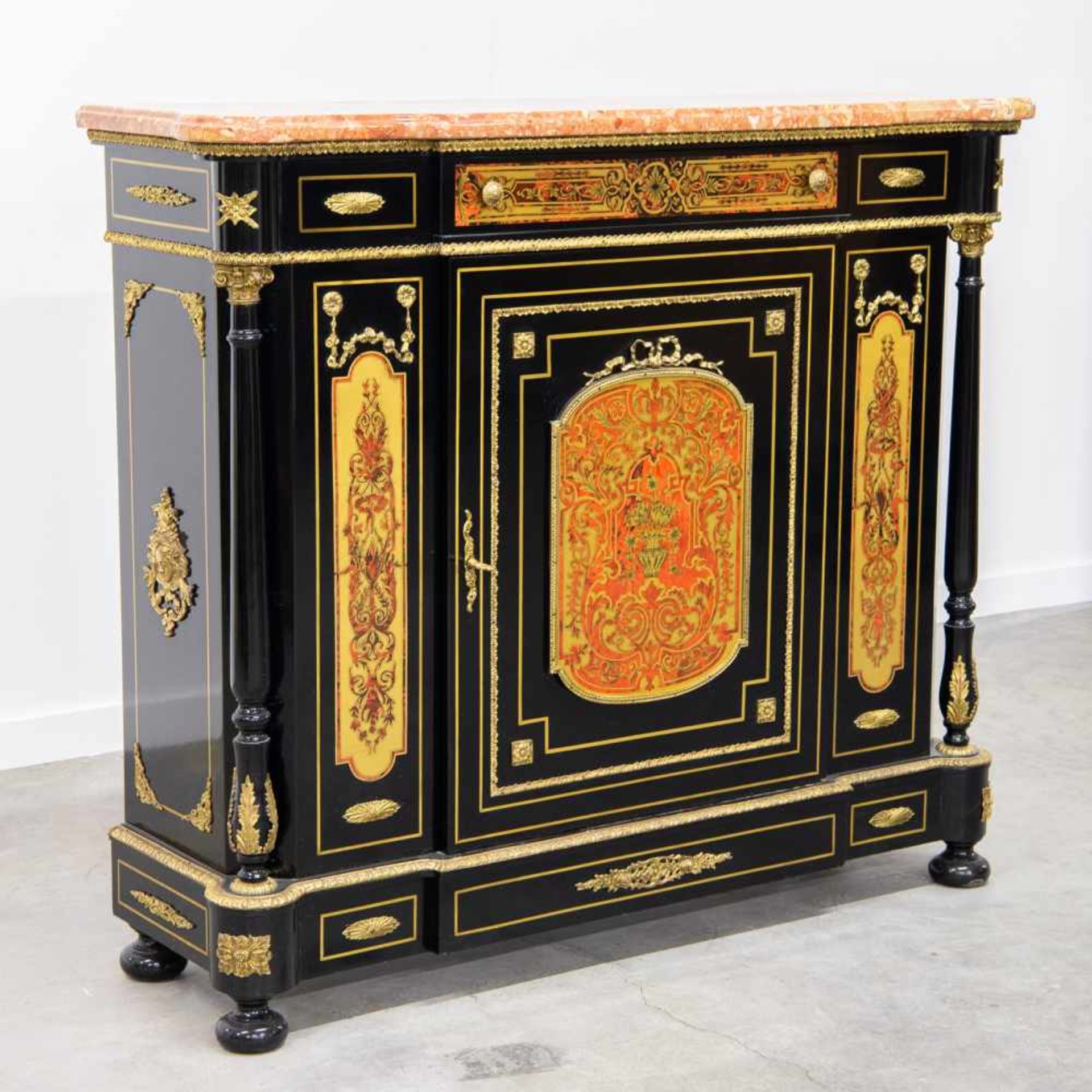 Boulle sideboard, marble top and mounted bronze. 1970 Length: 130 cm , Width: 41 cm, Hight: 111 - Bild 4 aus 7