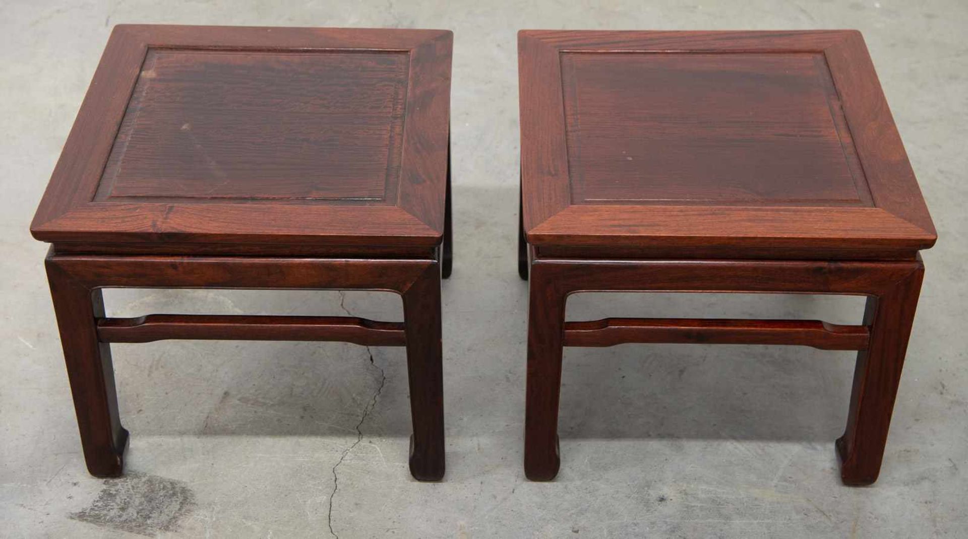 Pair Eastern, hardwood side tables. Length: 48 cm , Width: 48 cm, Hight: 43 cm, Diameter: 0 cm - Bild 3 aus 5