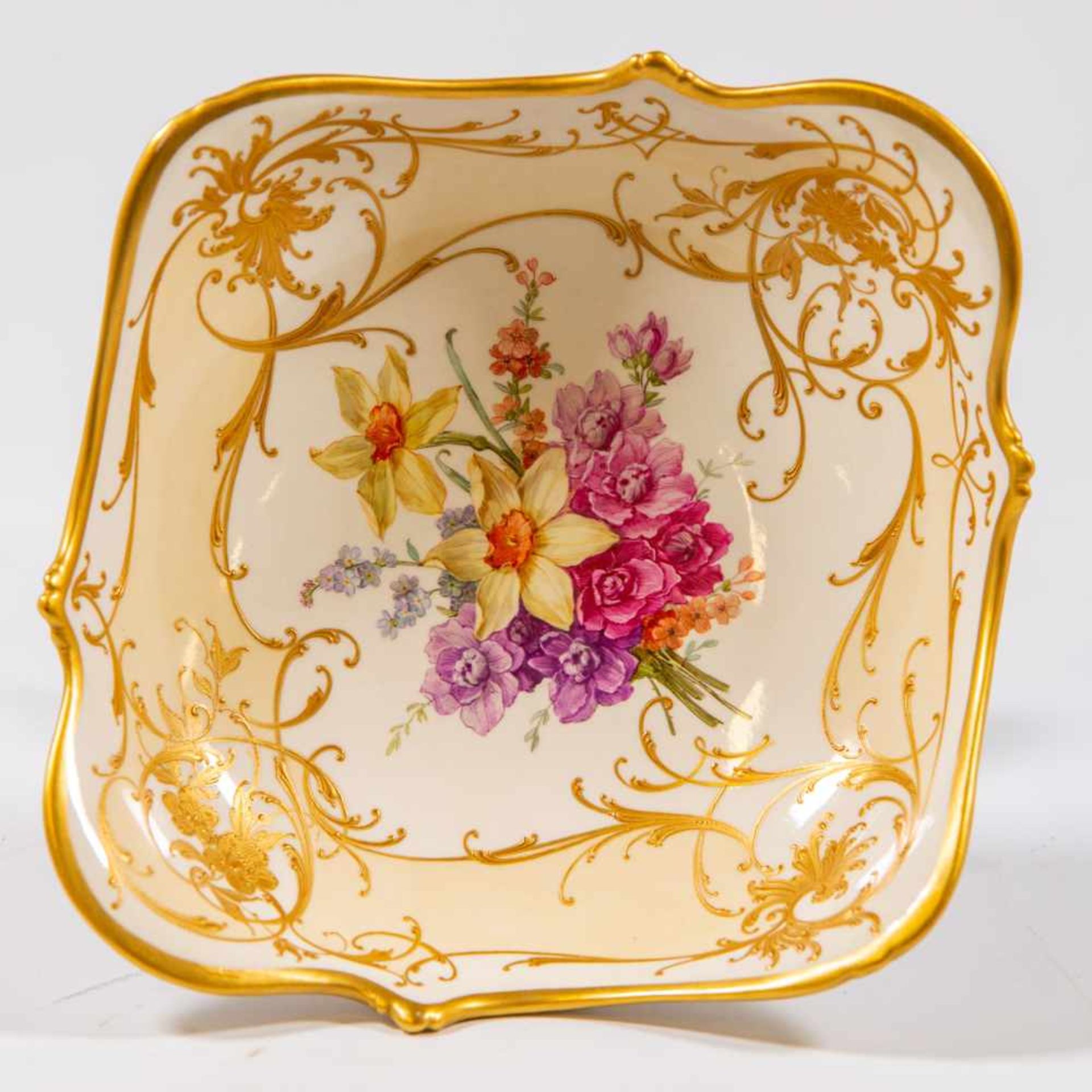 Exceptional dinner service of 66 pieces, handpainted decorations, Marked KPM. (1 small chip) Length: - Bild 27 aus 35
