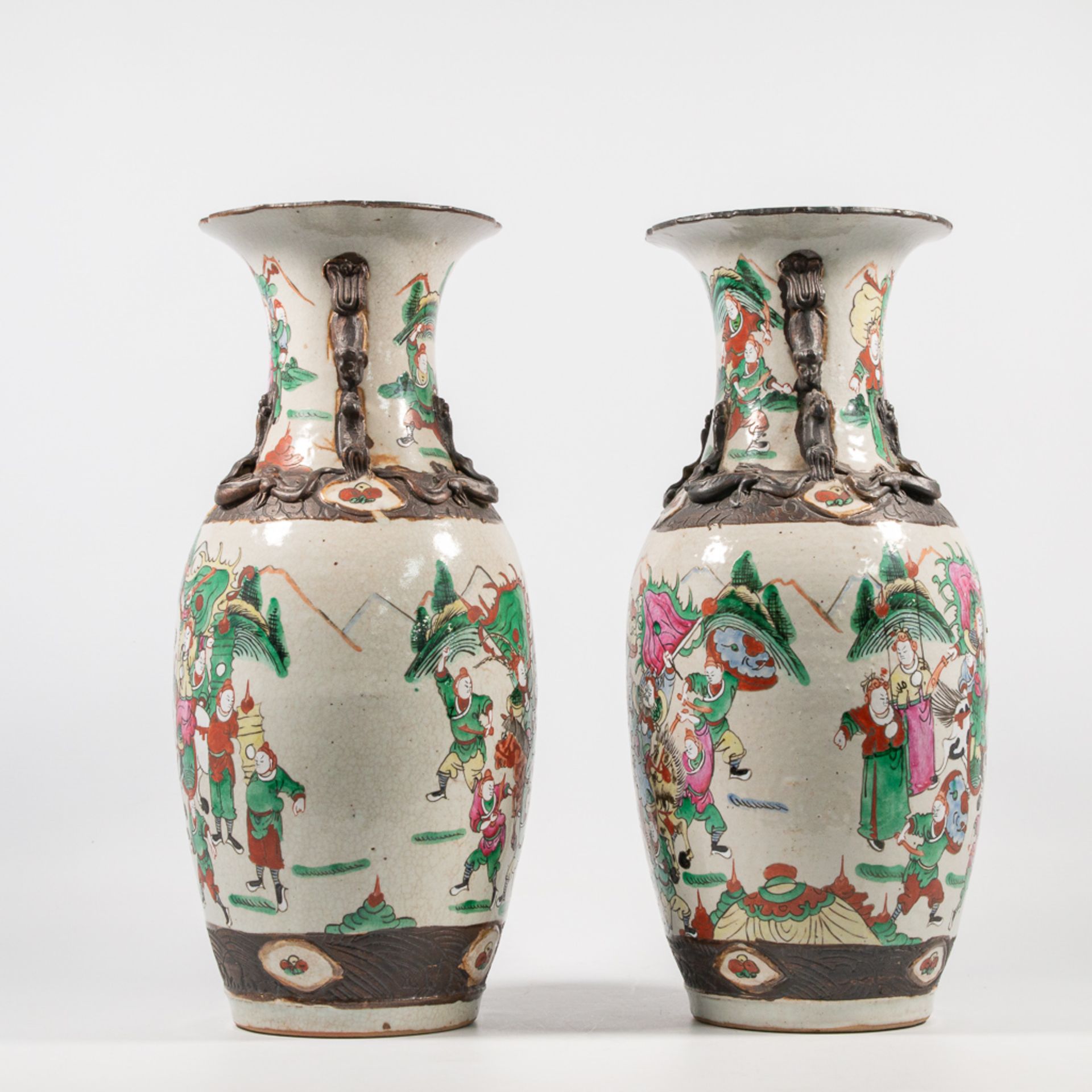 Pair of Chinese Nanking vases - Image 12 of 16