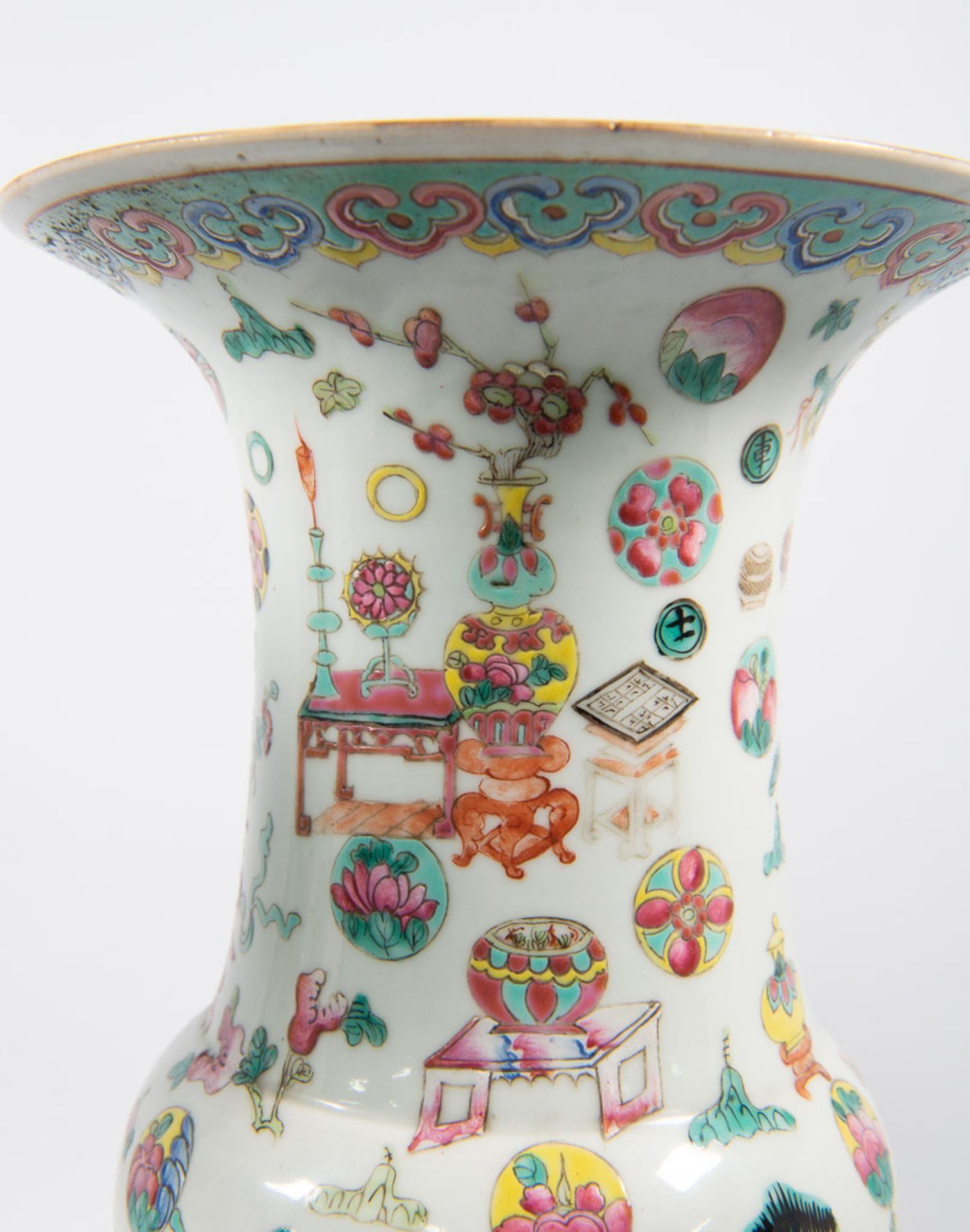 Pair of Chinese vases - Image 8 of 11