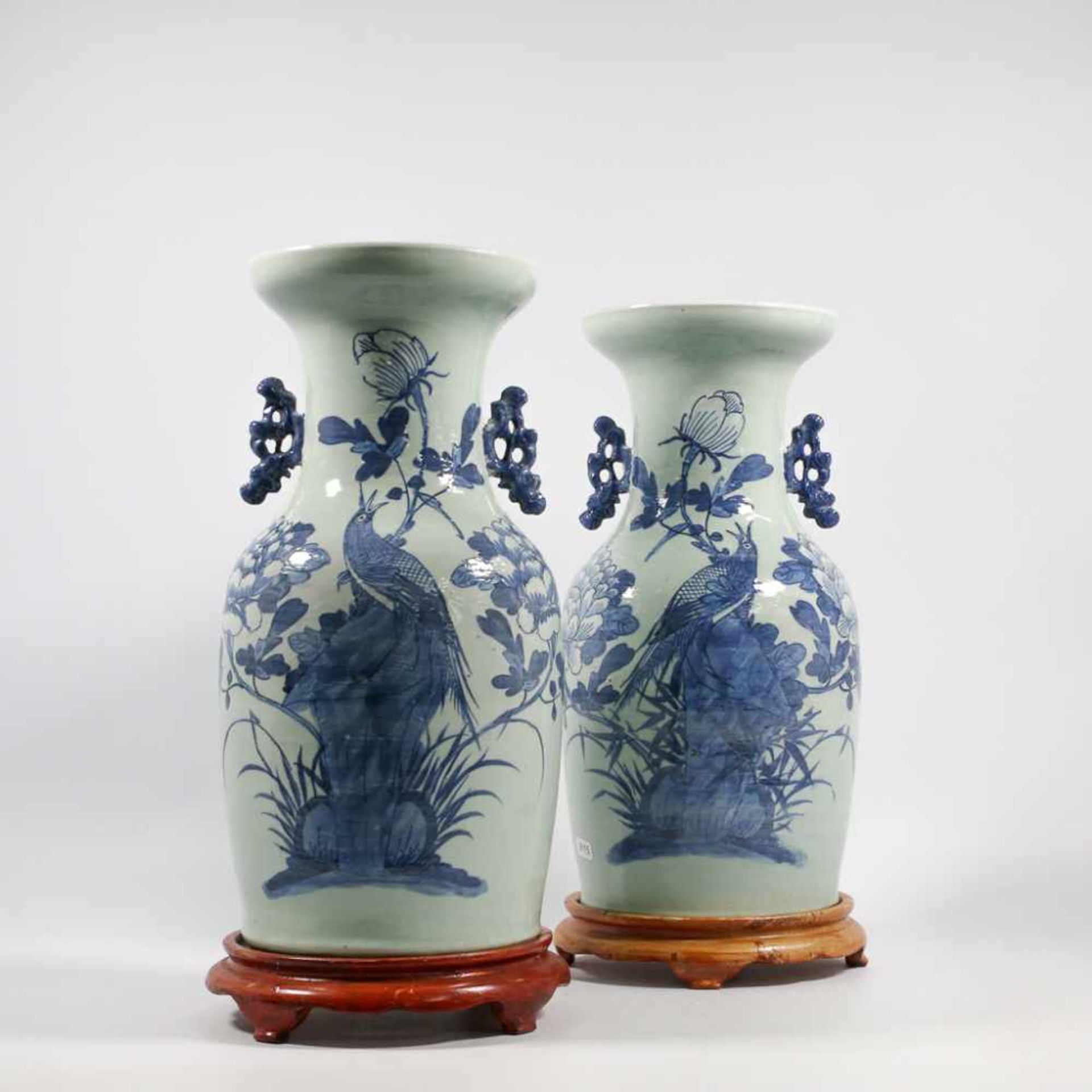 Pair of Chinese vases - Image 8 of 16