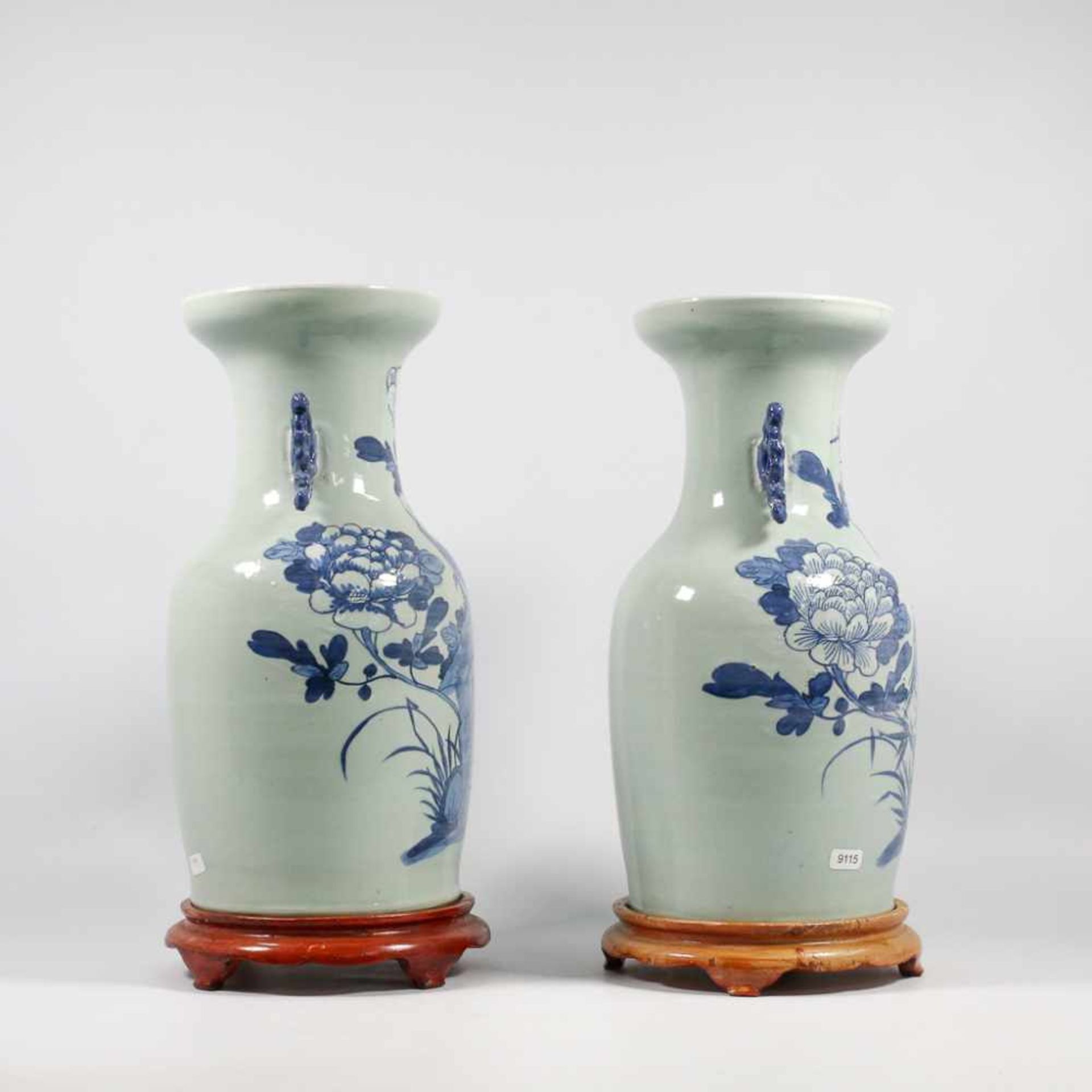 Pair of Chinese vases - Image 11 of 16