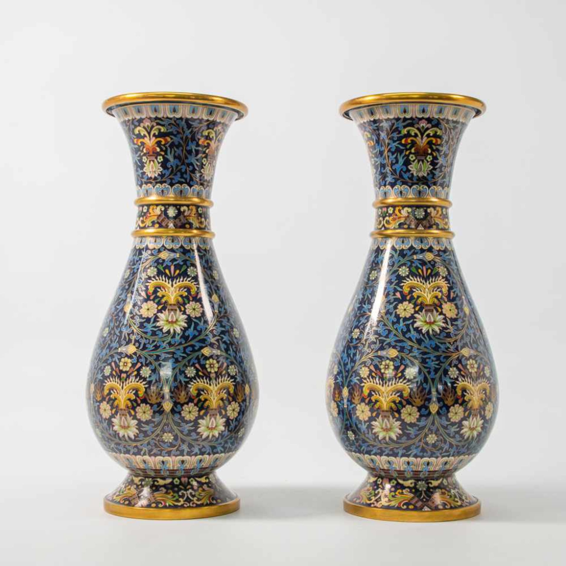 Pair of CloisonnÈ vases - Bild 5 aus 9