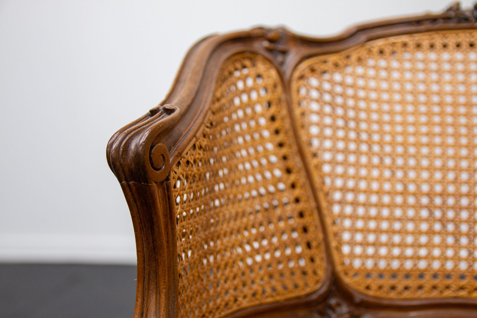 Chair with double cane - Image 5 of 14