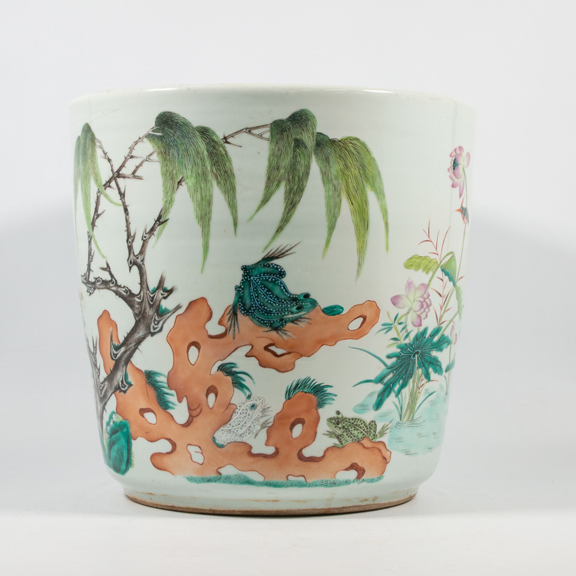 Chinese Cache-pot - Image 12 of 17