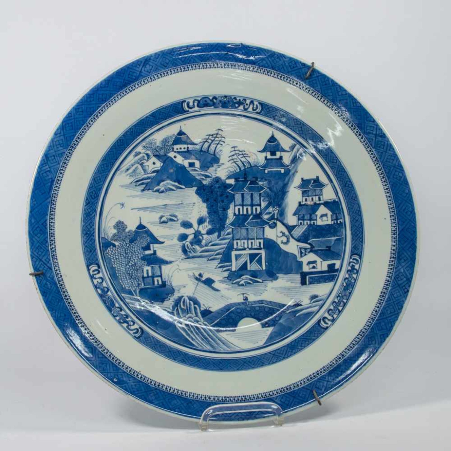 Chinese display plate