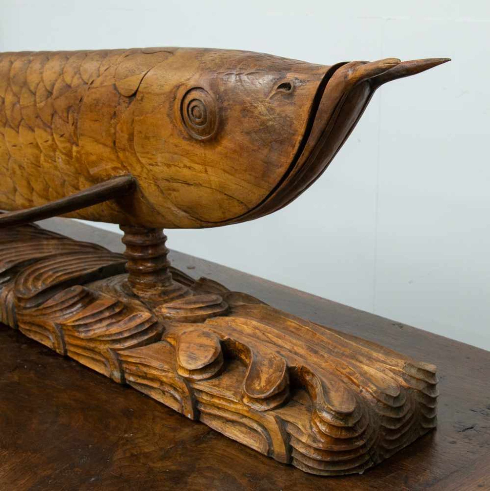 Large hardwood fish - Bild 7 aus 15