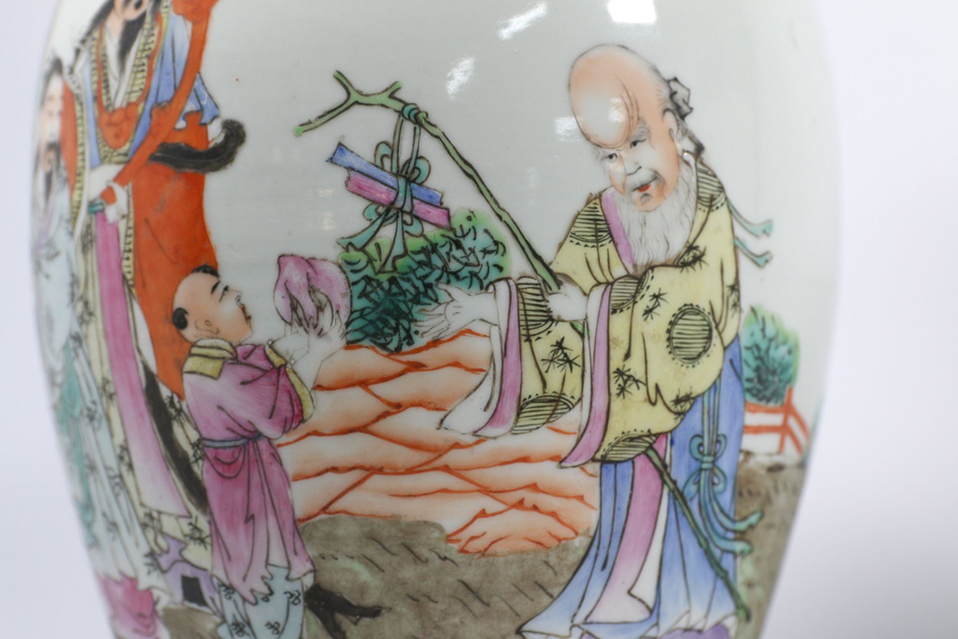 Pair of chinese vases - Image 3 of 10