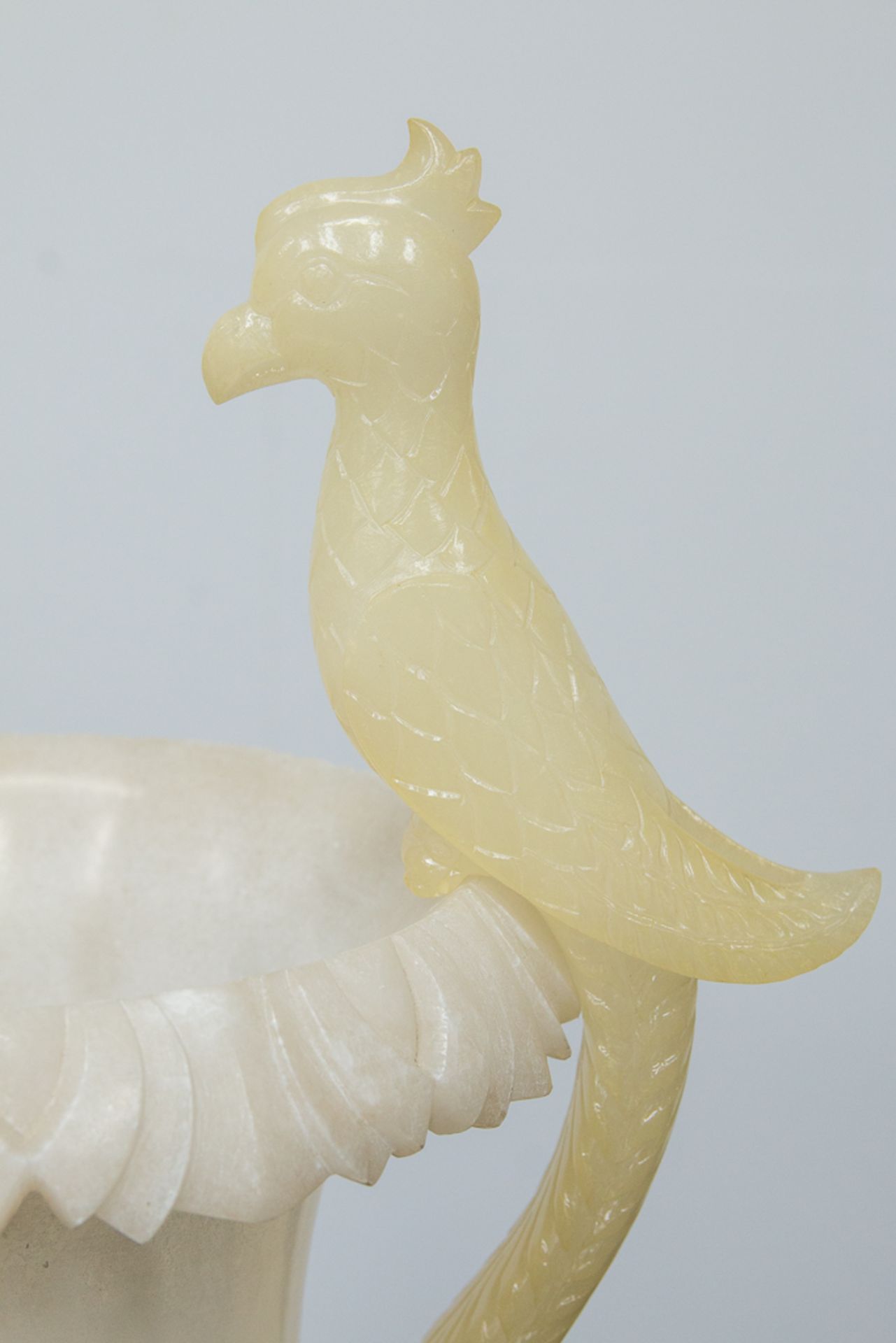 Alabaster Display vase, with birds - Bild 11 aus 11