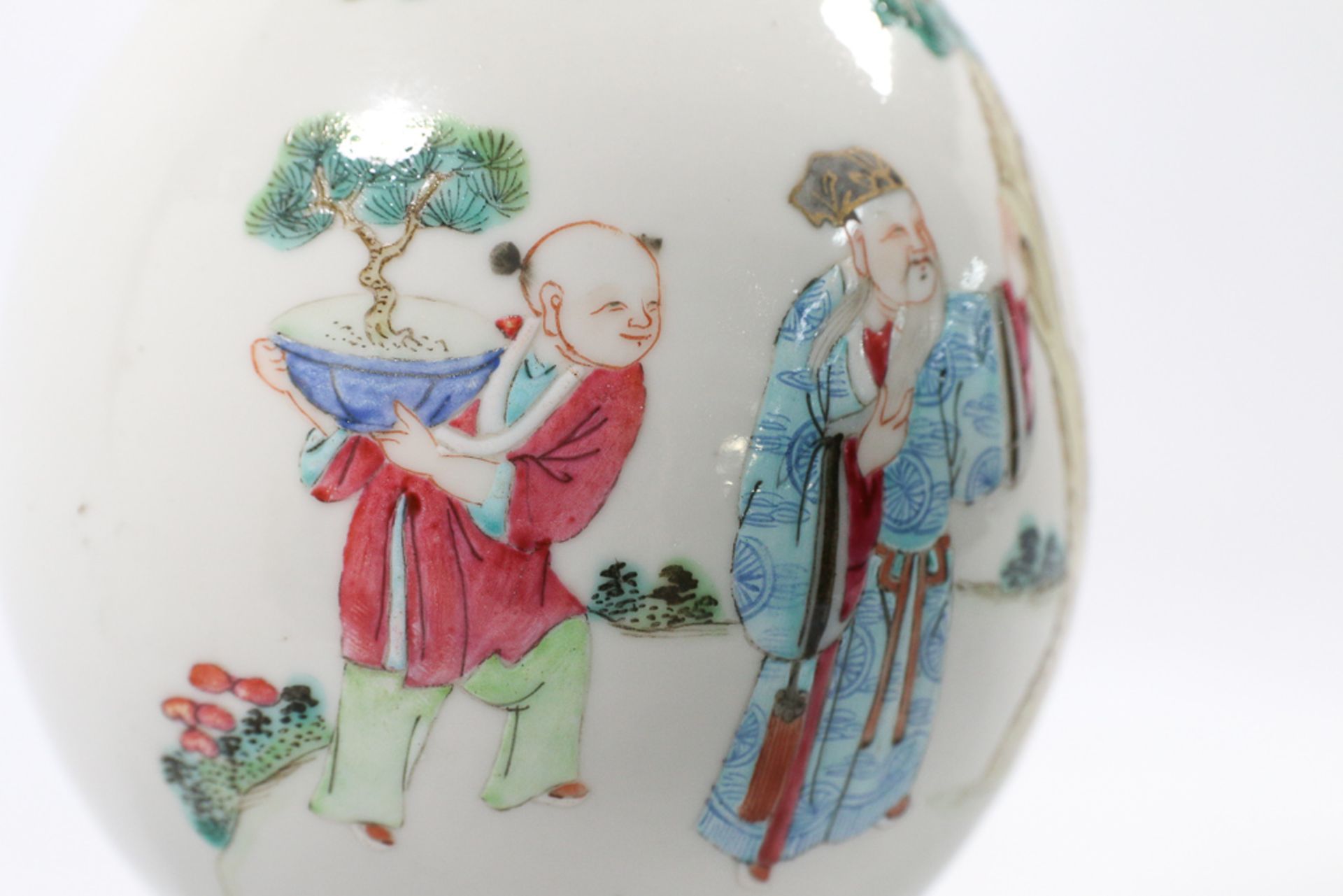 Small Chinese vase - Bild 3 aus 11