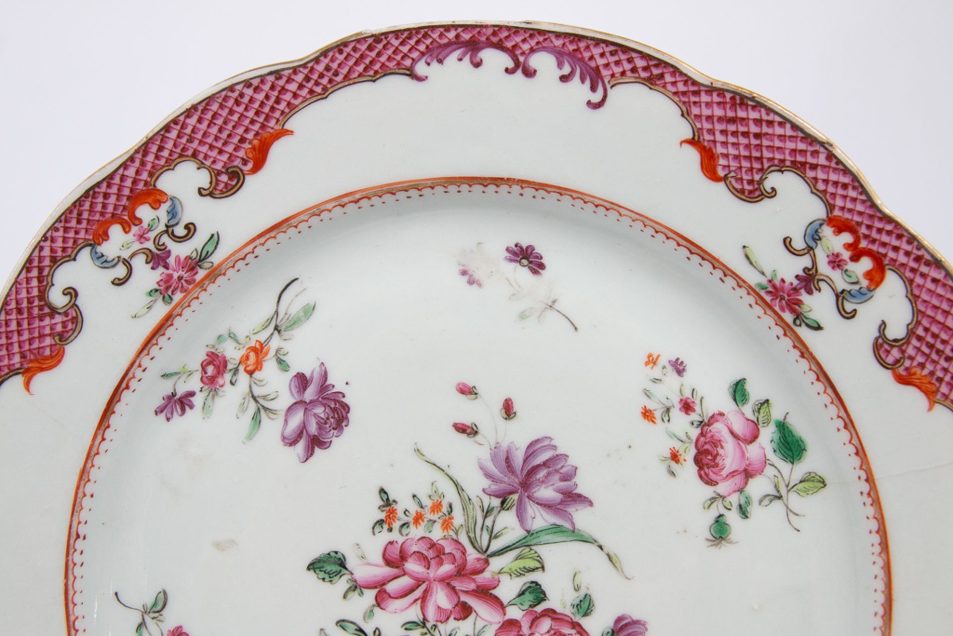 Collection of 5 Famille rose plates - Image 23 of 33