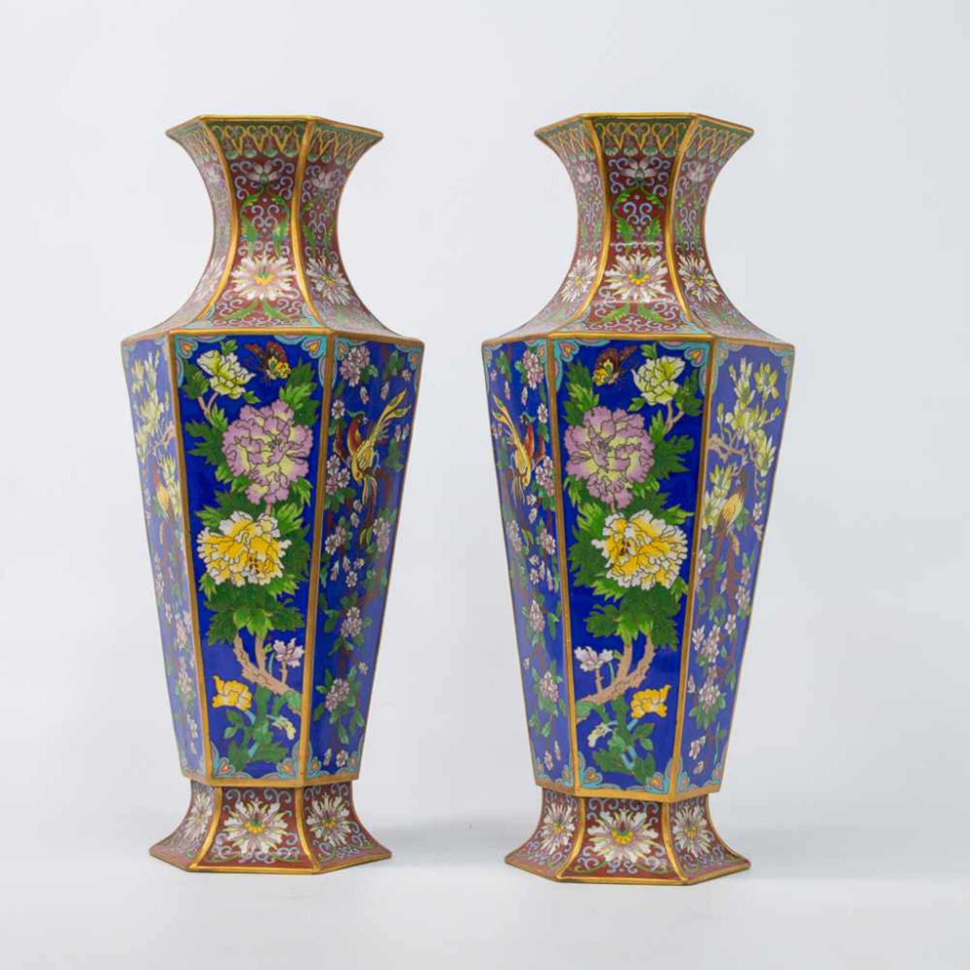 Pair of CloisonnÈ vases - Bild 7 aus 12