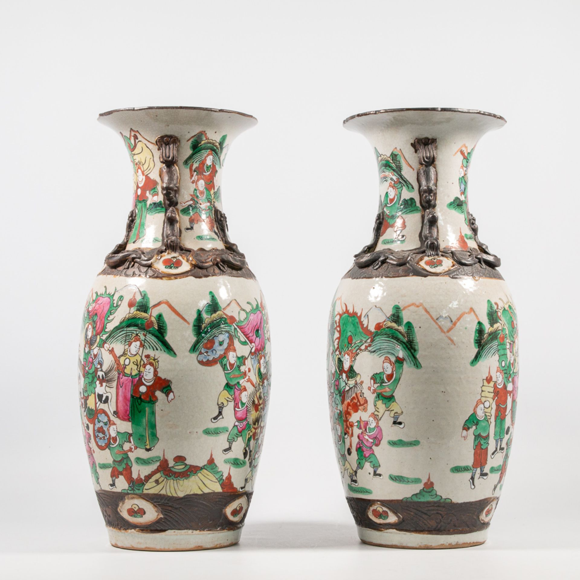 Pair of Chinese Nanking vases - Image 15 of 16