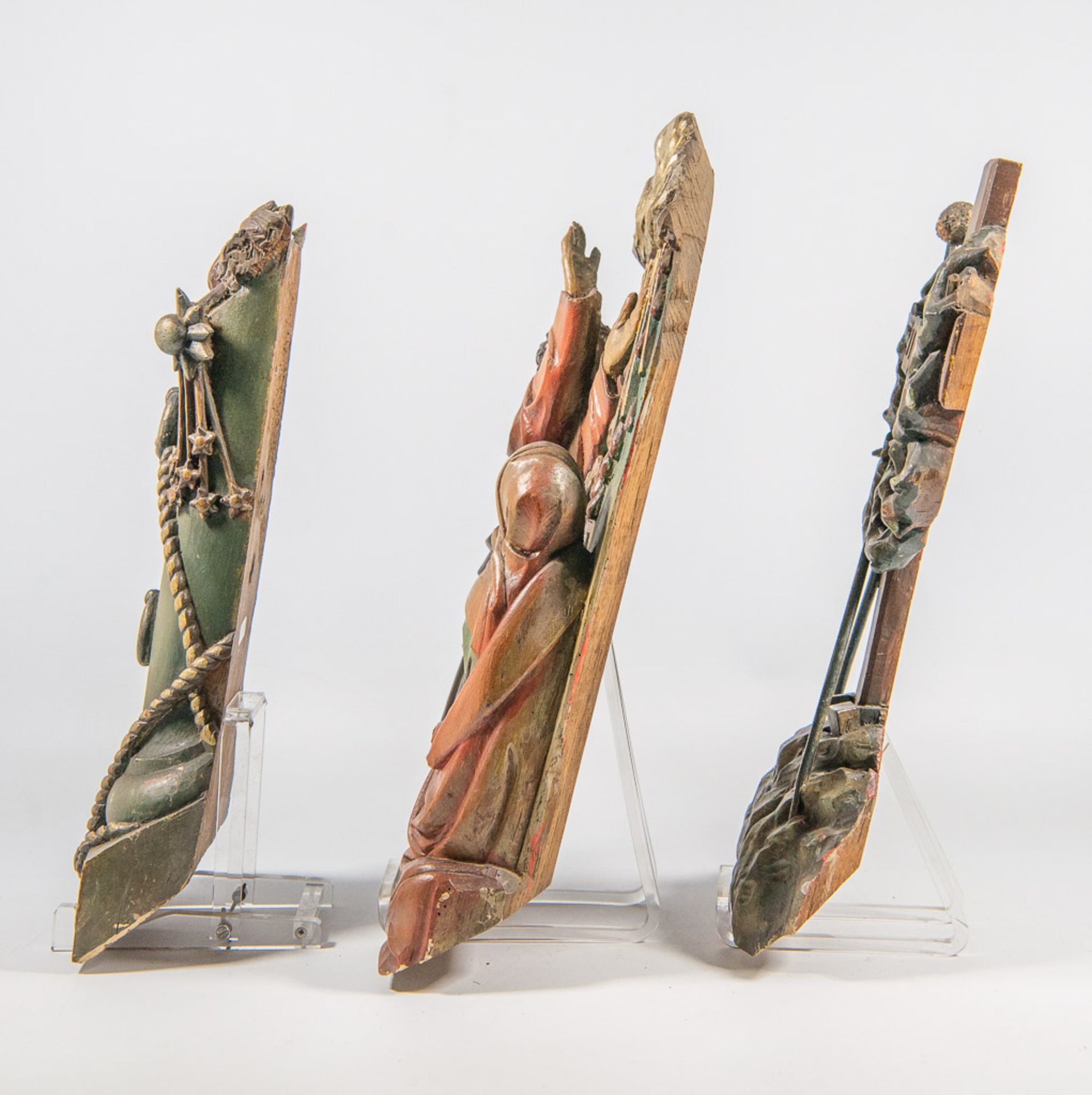 Collection of 3 wood sculptures. - Bild 9 aus 10