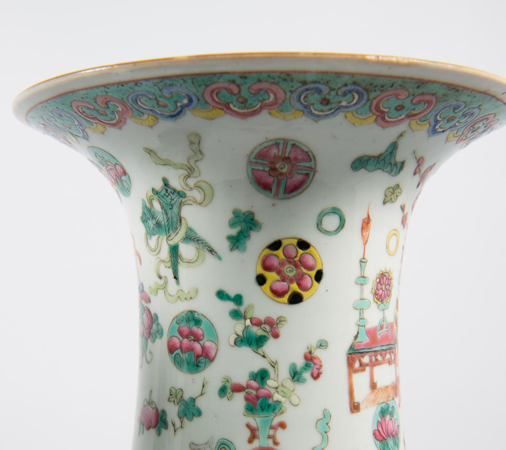 Pair of Chinese vases - Image 9 of 11