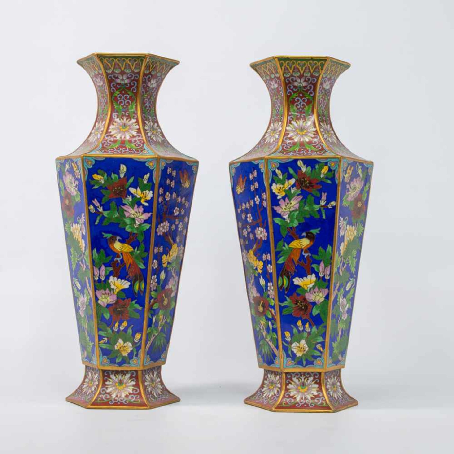 Pair of CloisonnÈ vases - Bild 8 aus 12