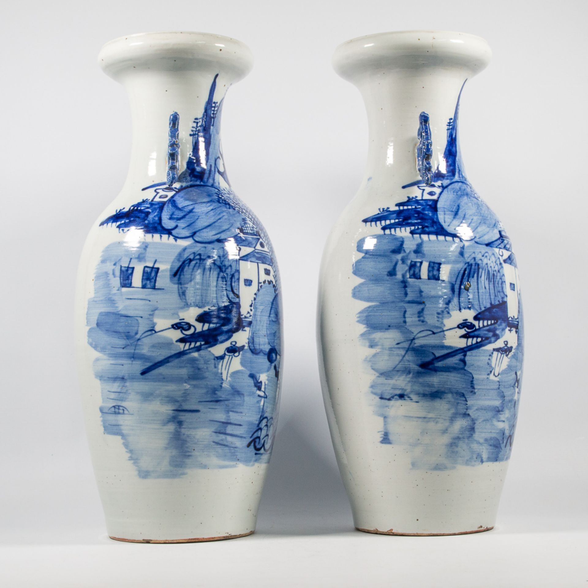 Pair of Chinese vases, blue white. - Image 10 of 14