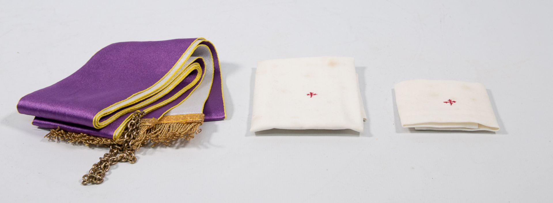 Communion items in suitcase - Image 16 of 23