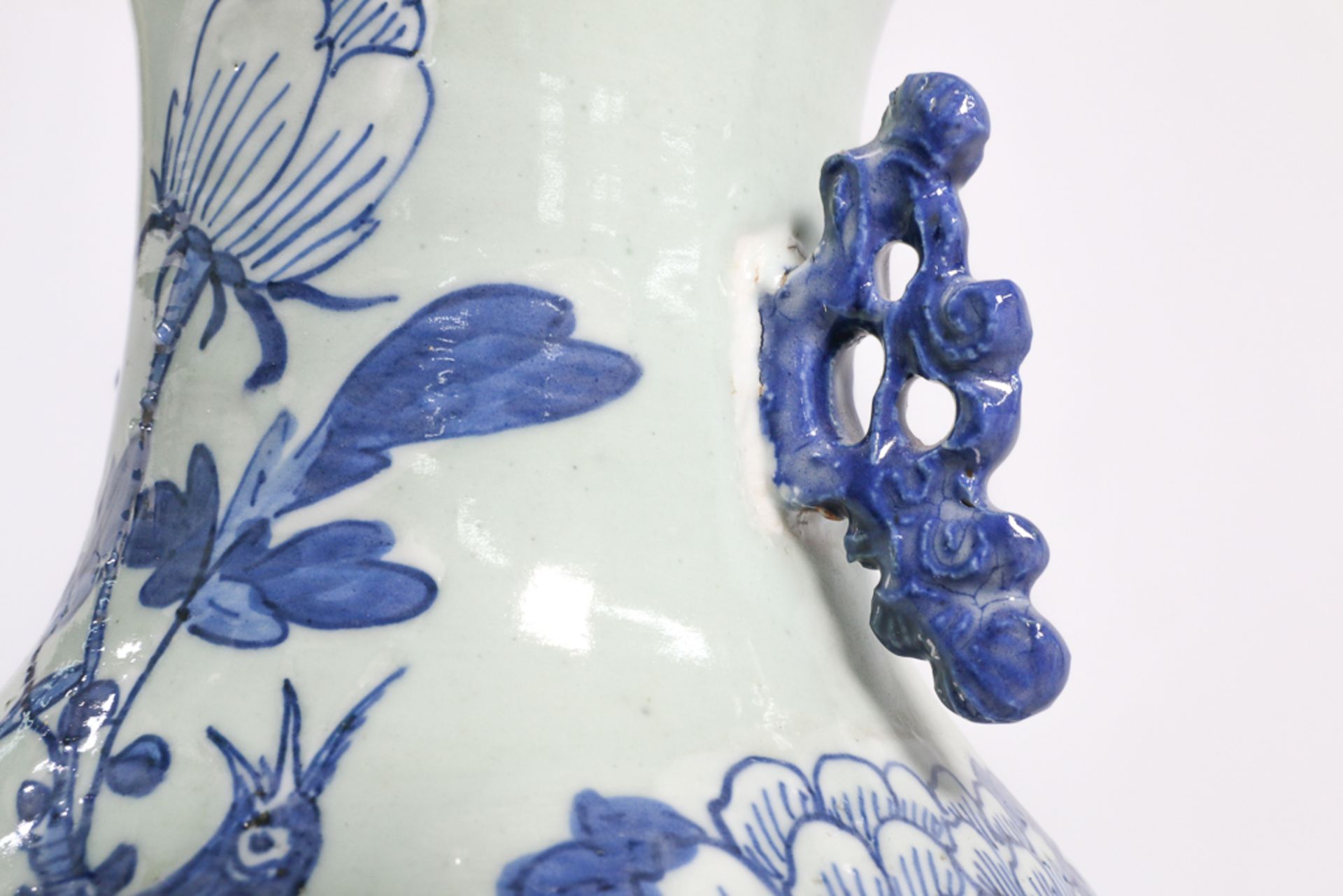 Pair of Chinese vases - Image 3 of 16