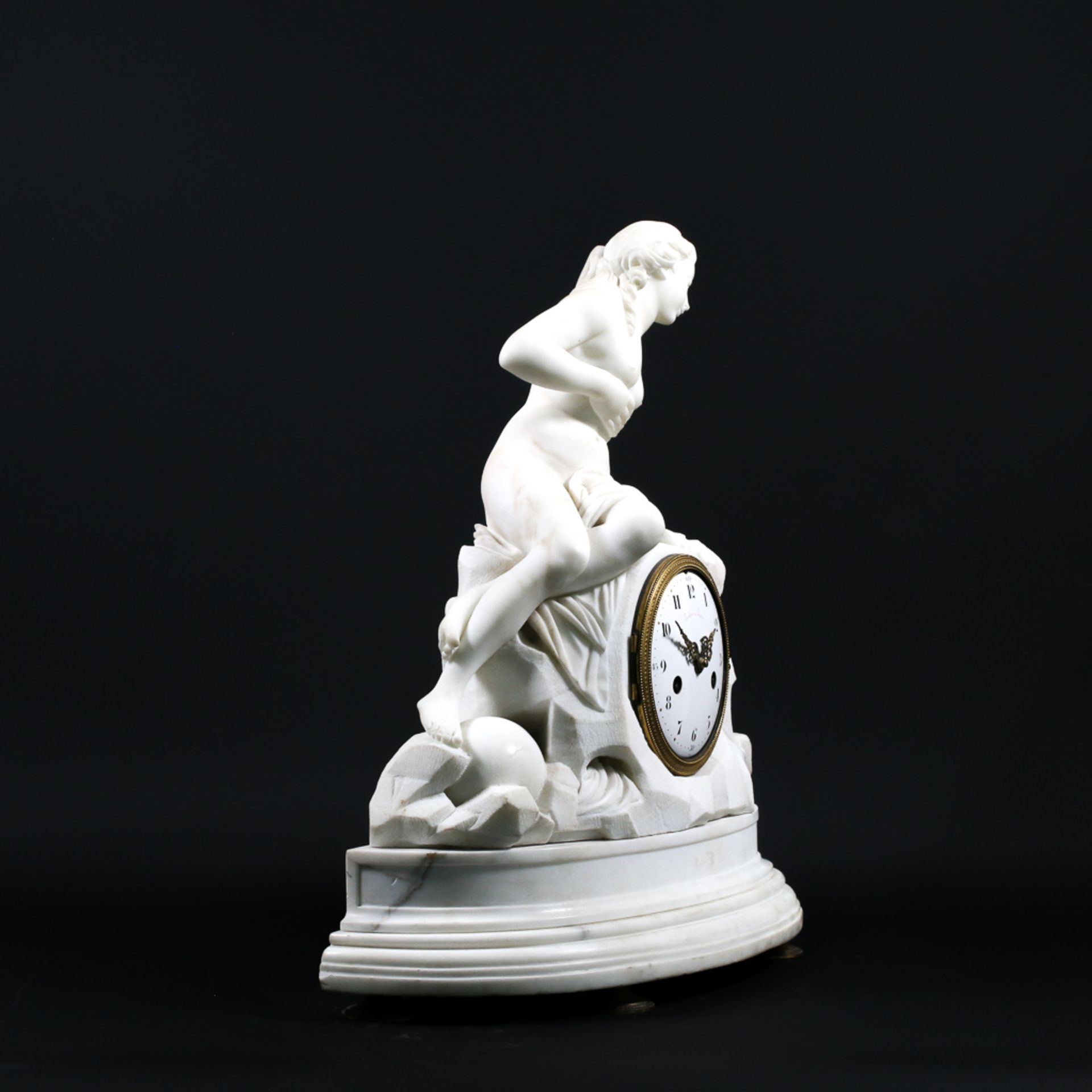Clock made of white carrara marble - Image 4 of 16