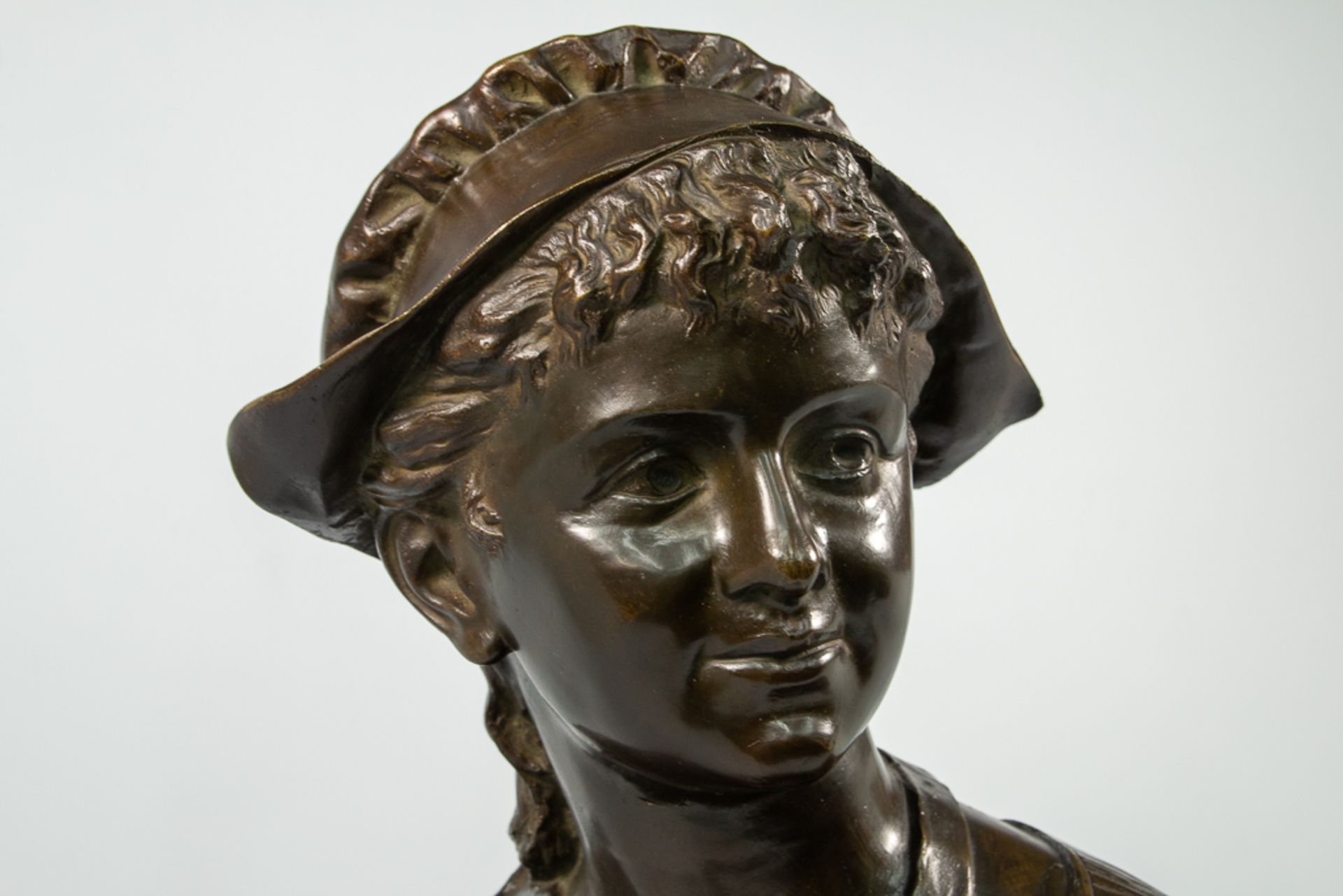 Bronze buste - Image 2 of 18