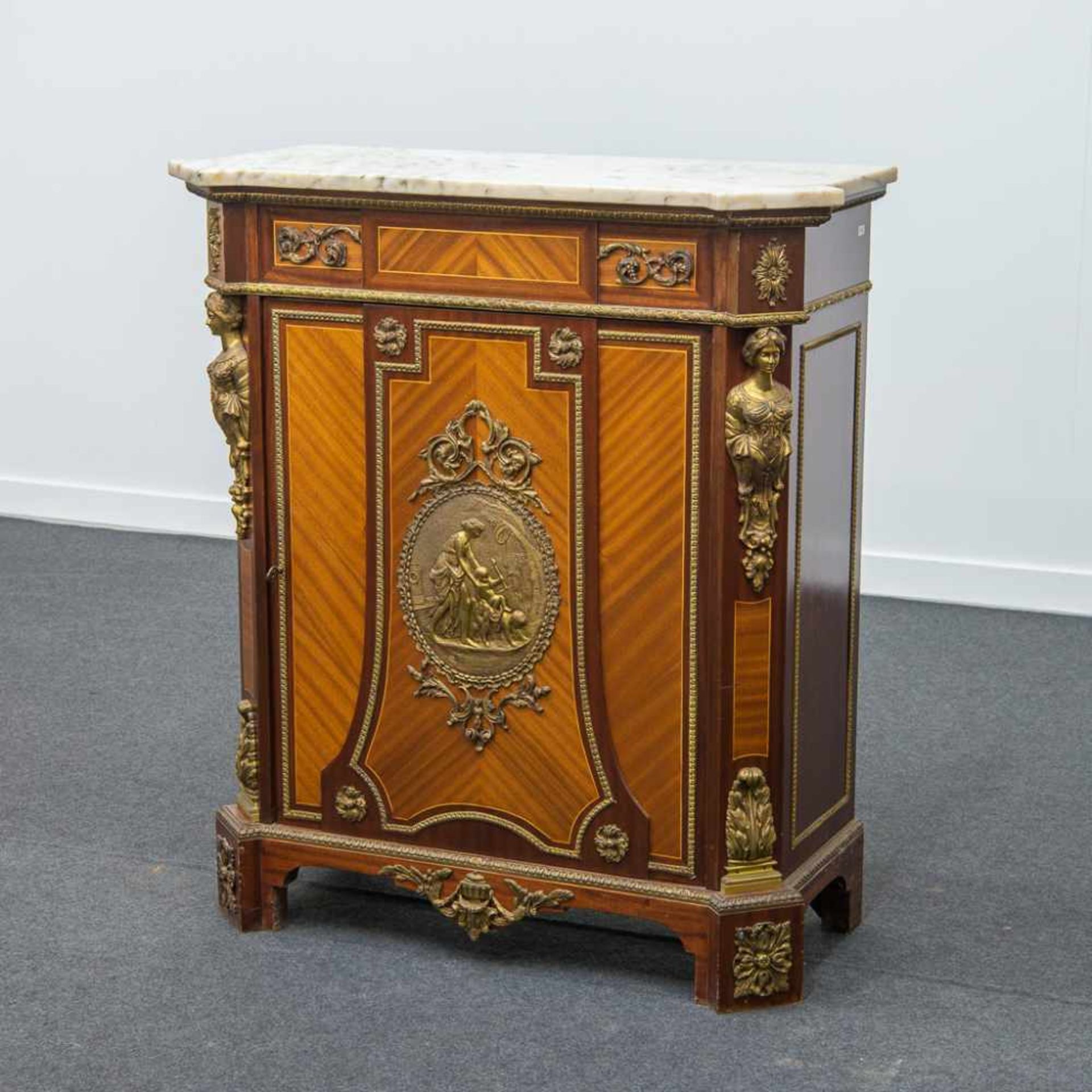 Commode with marquetry inlay - Image 11 of 15