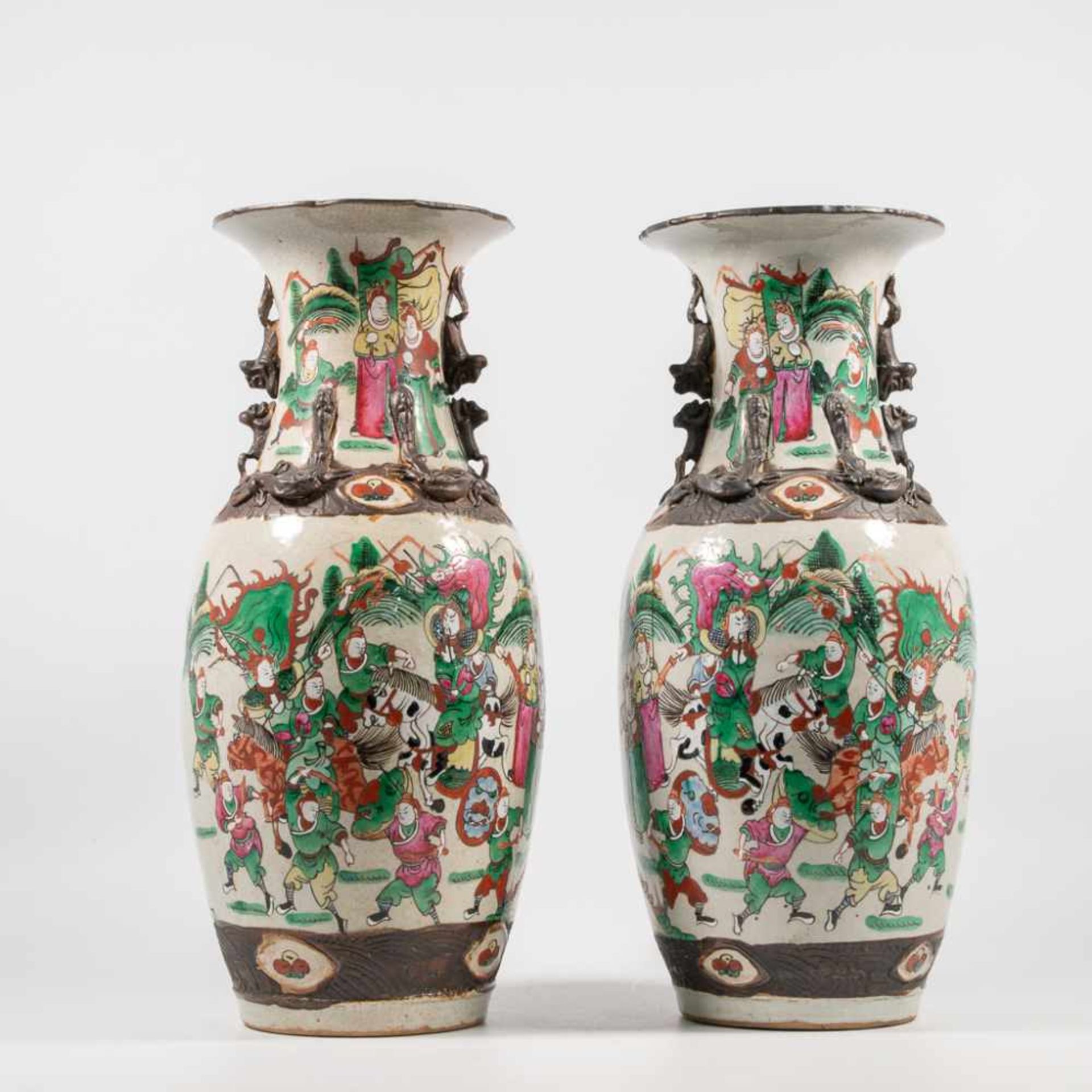 Pair of Chinese Nanking vases - Image 11 of 16