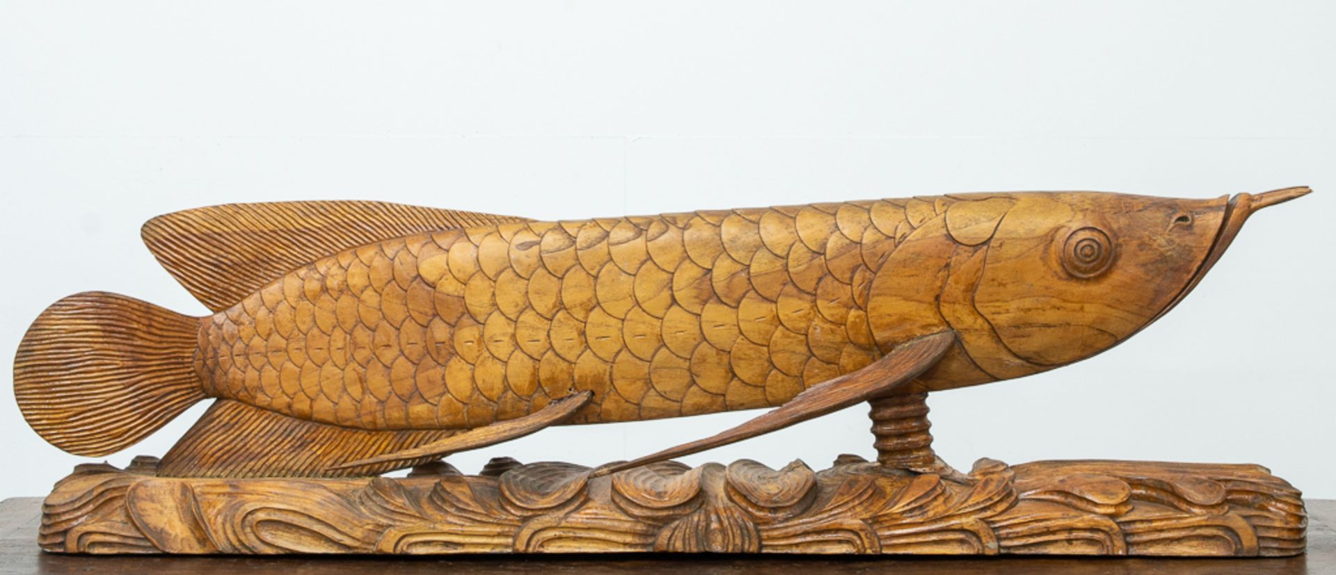 Large hardwood fish - Bild 3 aus 15