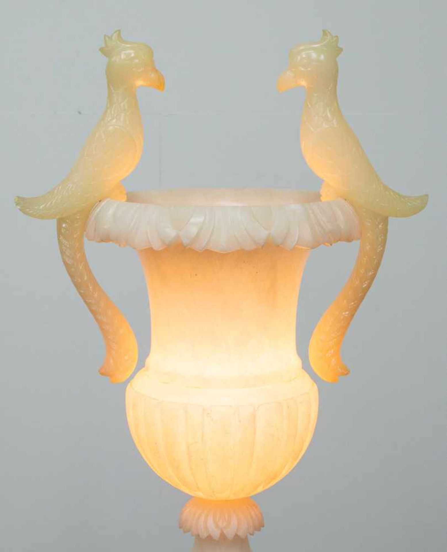 Alabaster Display vase, with birds - Bild 5 aus 11