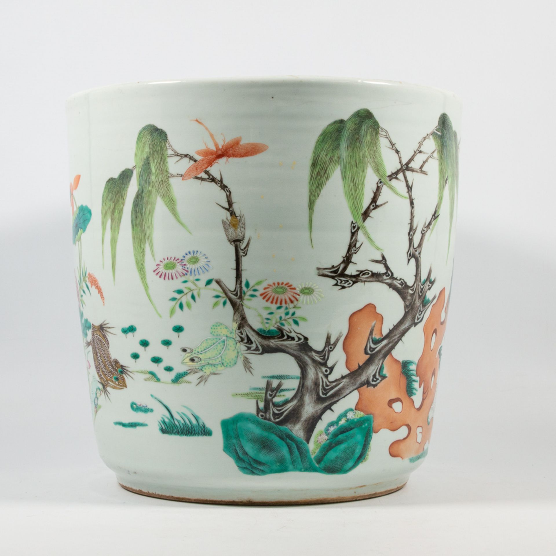 Chinese Cache-pot - Image 16 of 17
