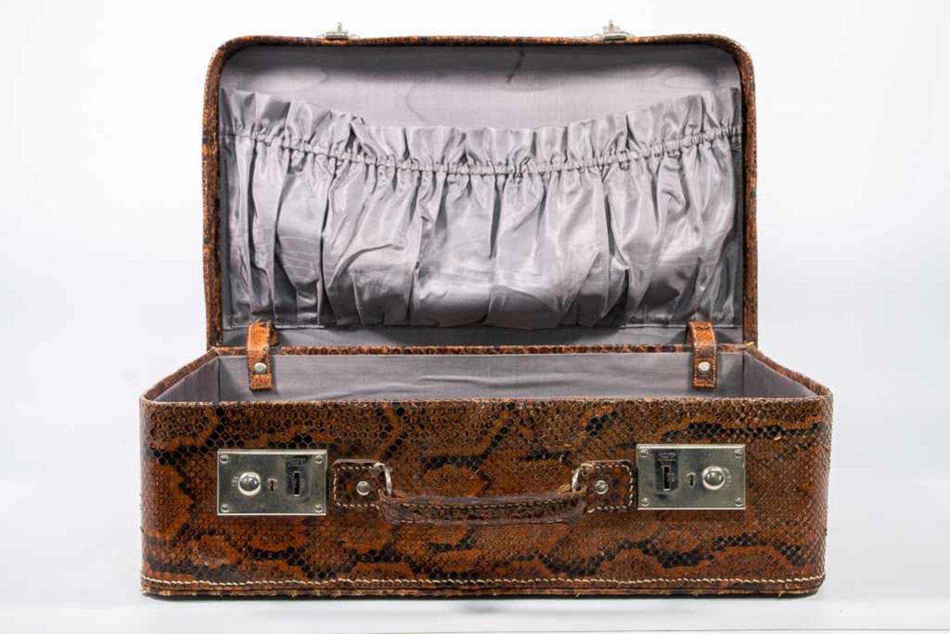 Suitcase in snake leather - Image 3 of 15