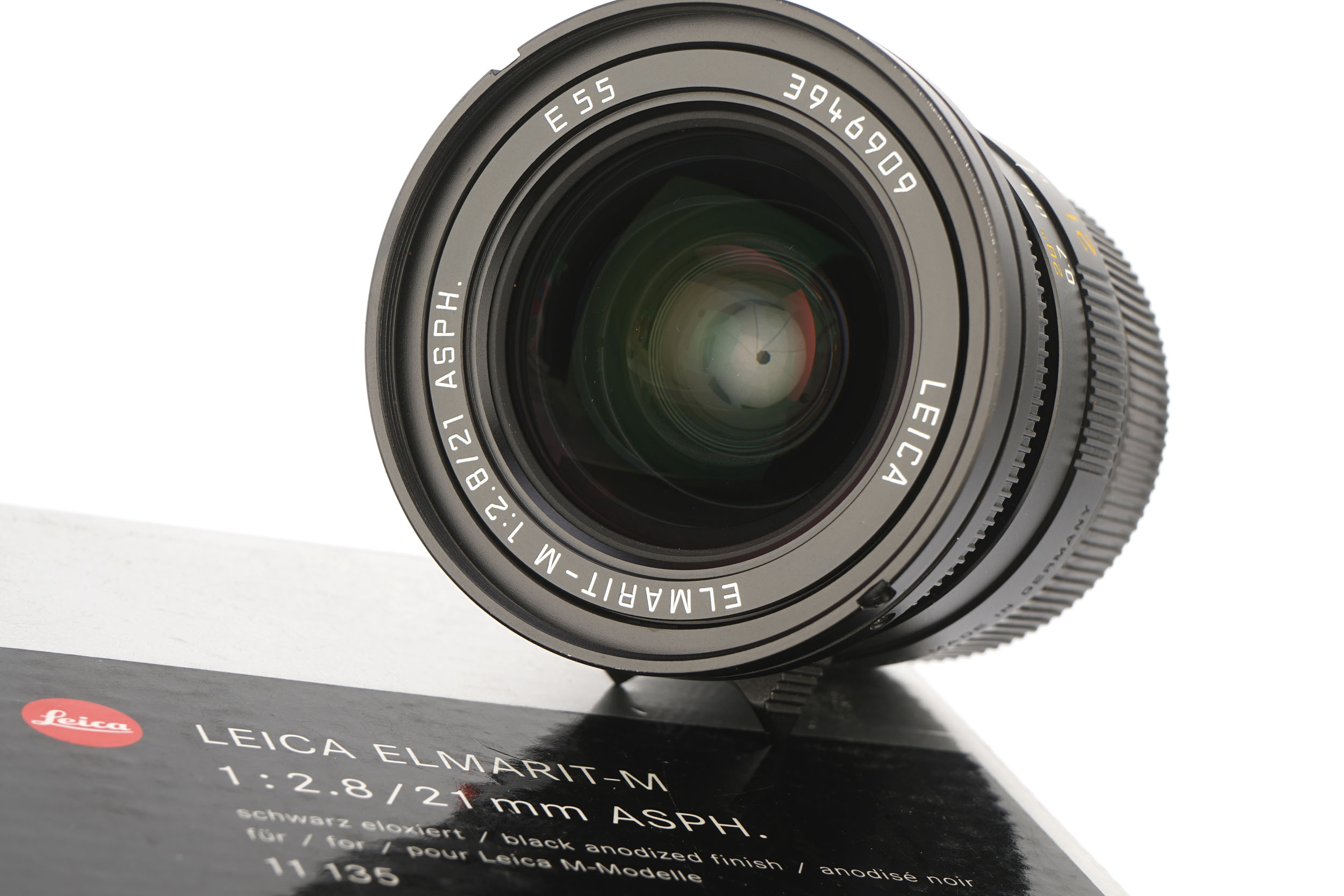 A Leitz Elmarit-M ASPH. f/2.8 21mm Lens, - Image 4 of 4