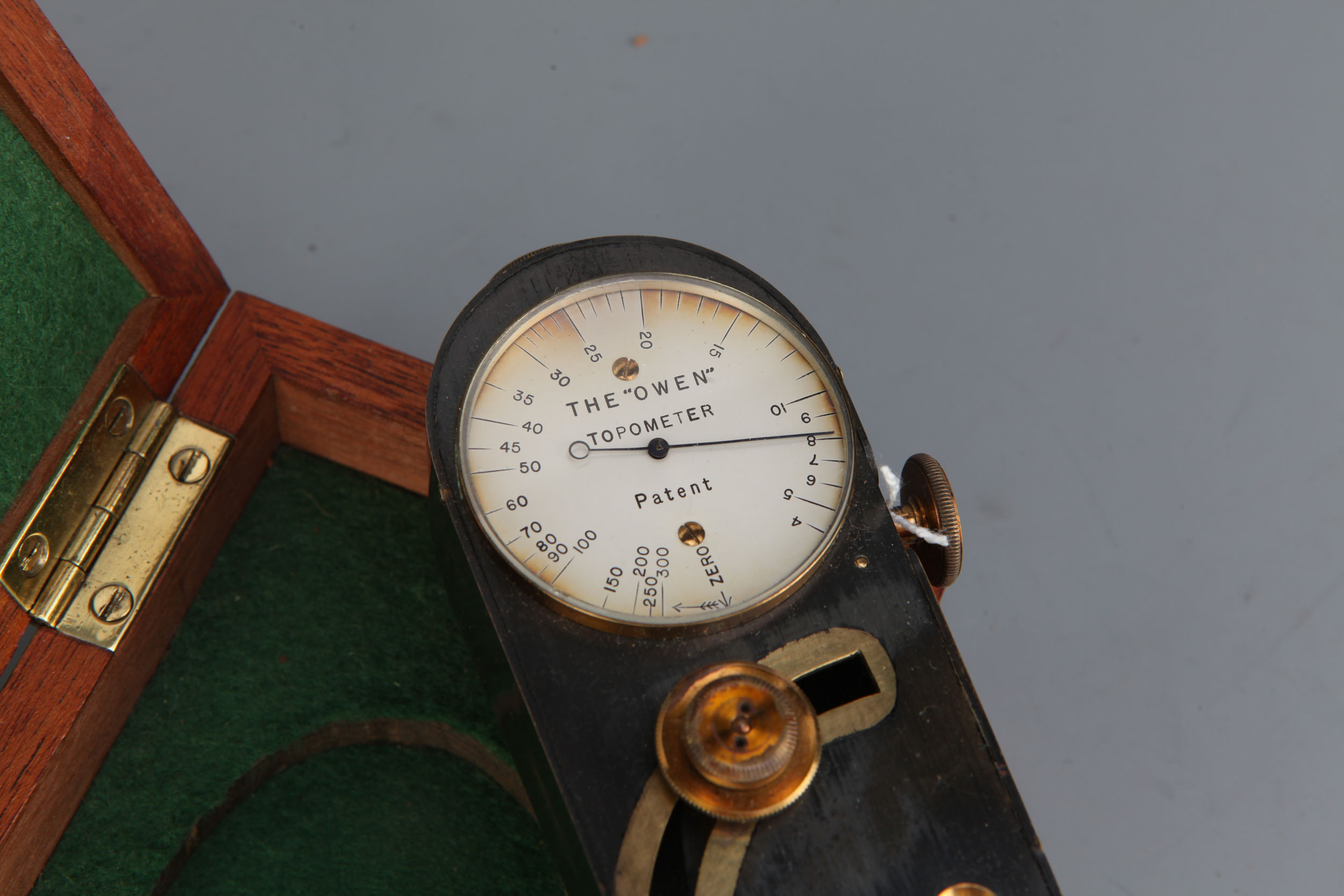 A Combination Box Sextant & Range Finder, - Image 3 of 3