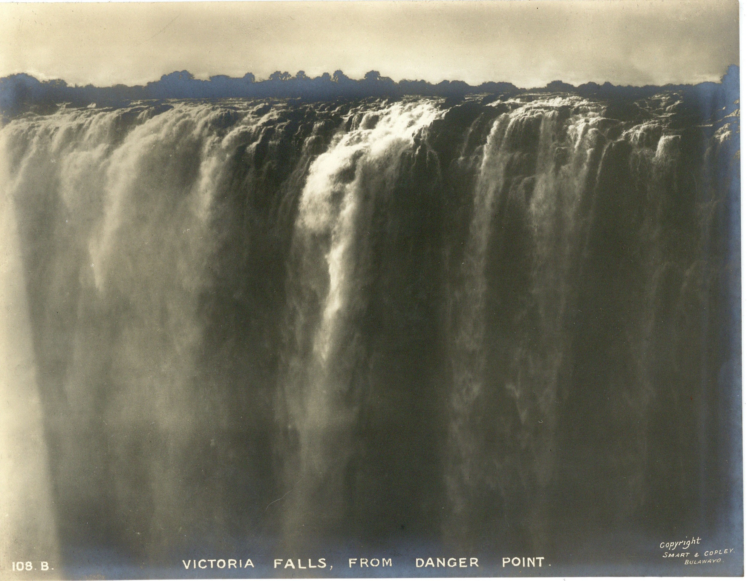 Photographs of Zimbabwe - Albums dated 1910, - Image 5 of 11