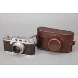 A Leica IIIa Rangefinder Camera,