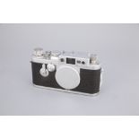 A Leica IIIg Rangefinder Camera